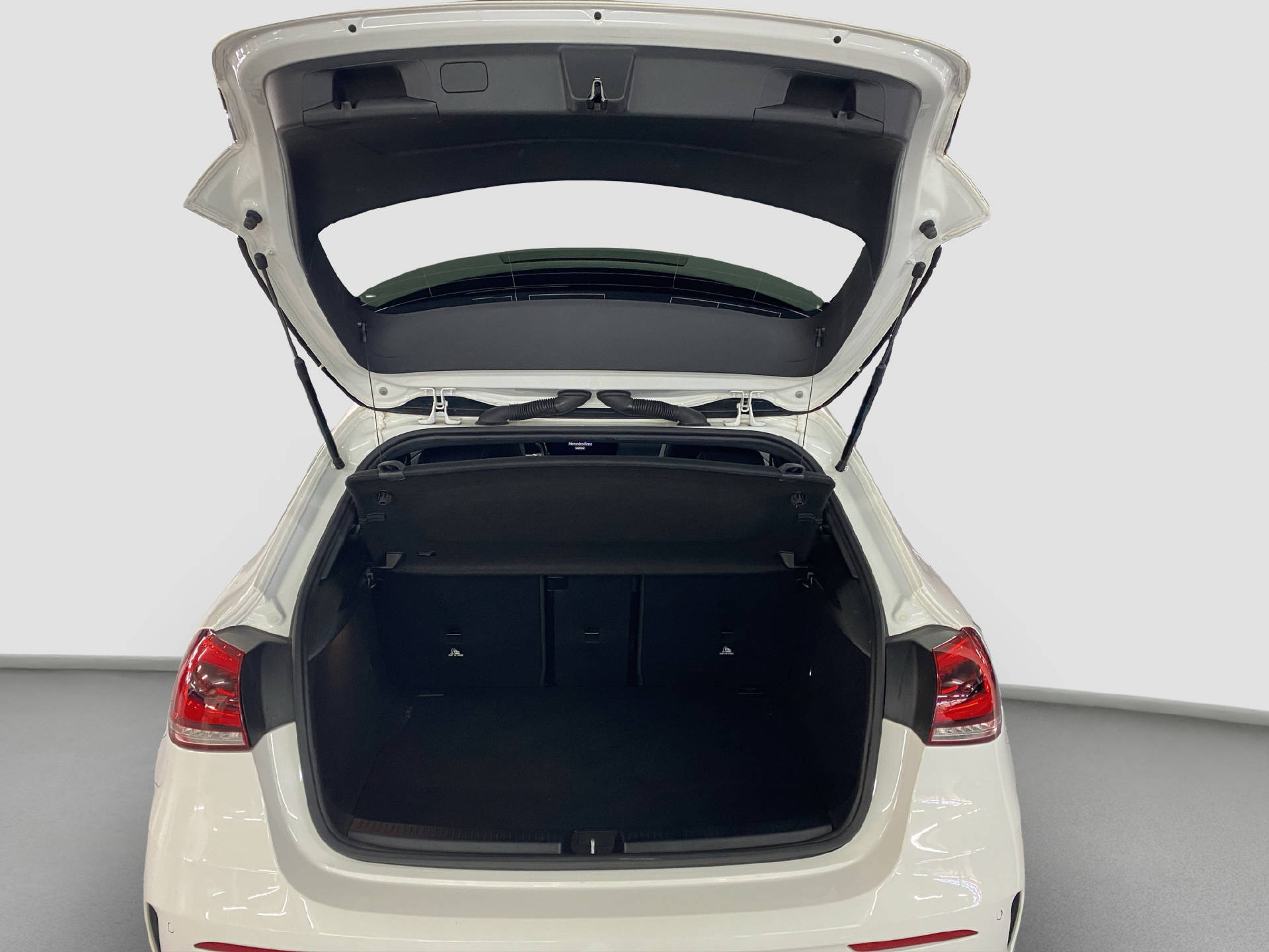 MERCEDES-BENZ A 180 SE Line-image-12