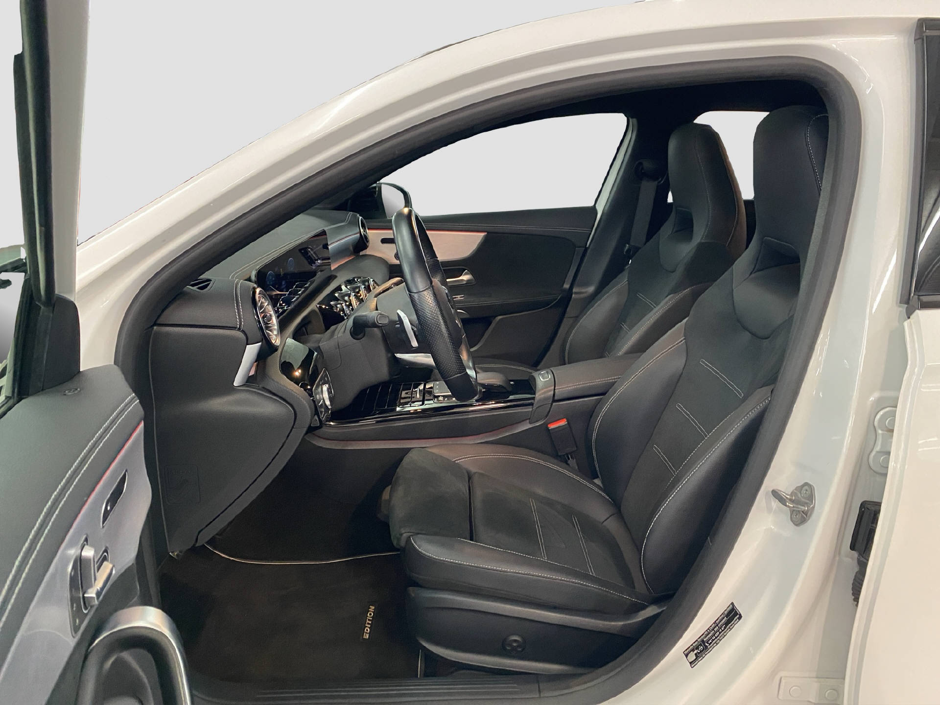 MERCEDES-BENZ A 180 SE Line-image-6