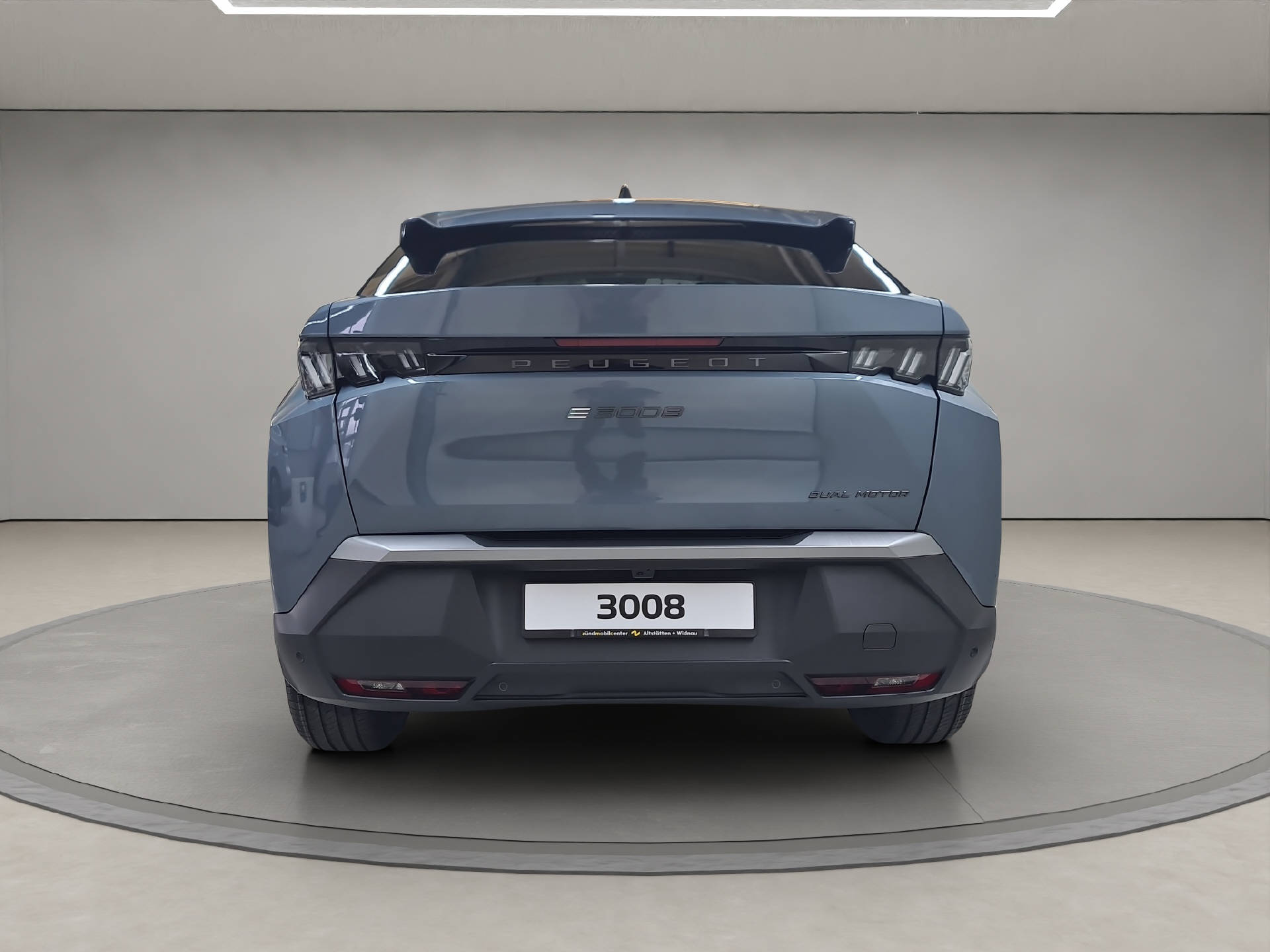 PEUGEOT E-3008 Allure Premium Dual Motor 325 AWD-image-3