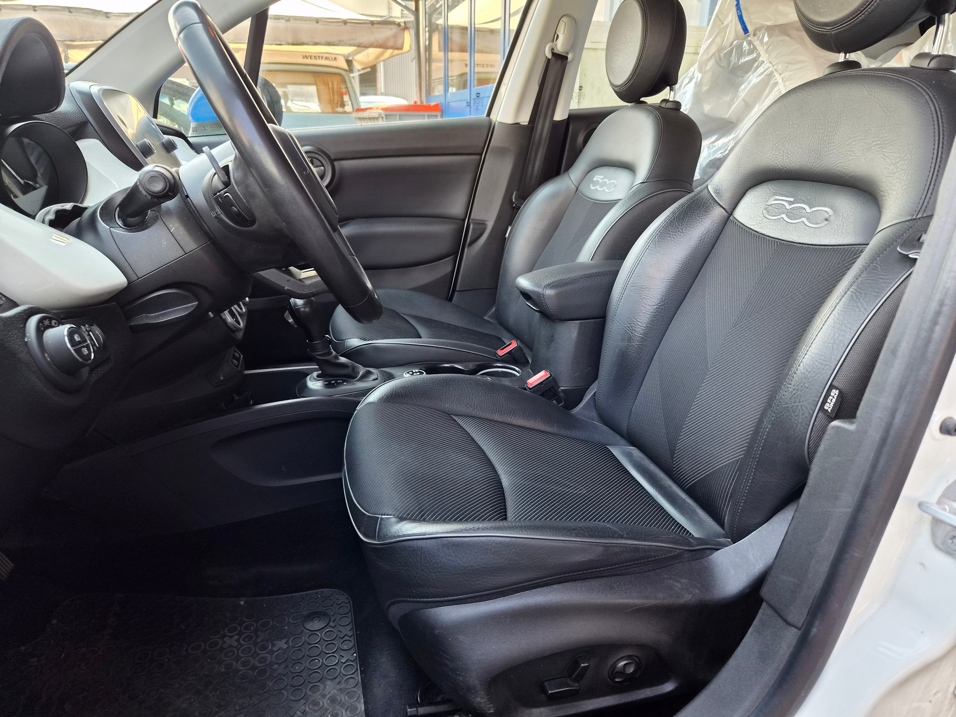 FIAT 500X 2.0MJ Cross 4x4 Automatic-image-8