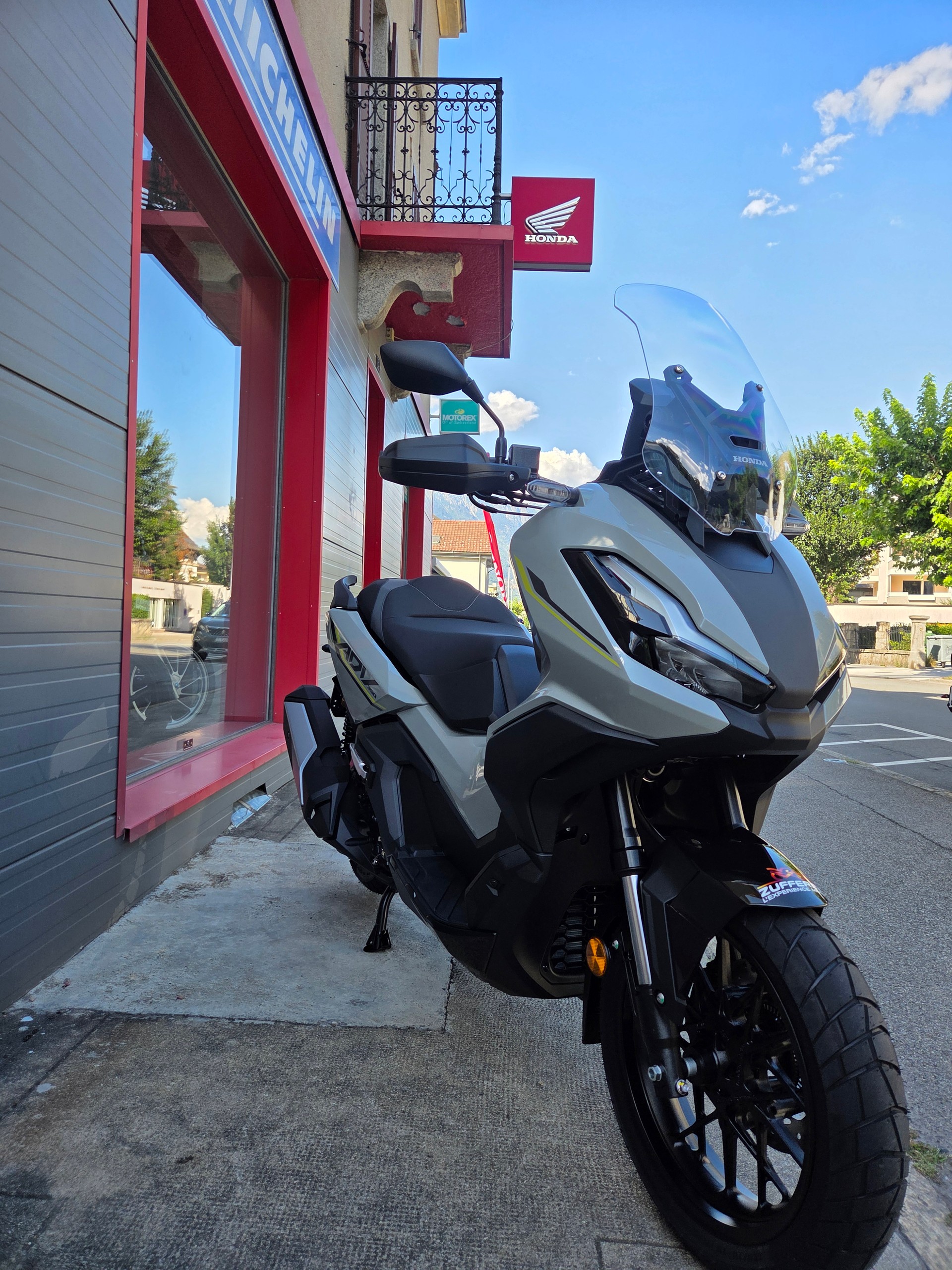 HONDA ADV 350