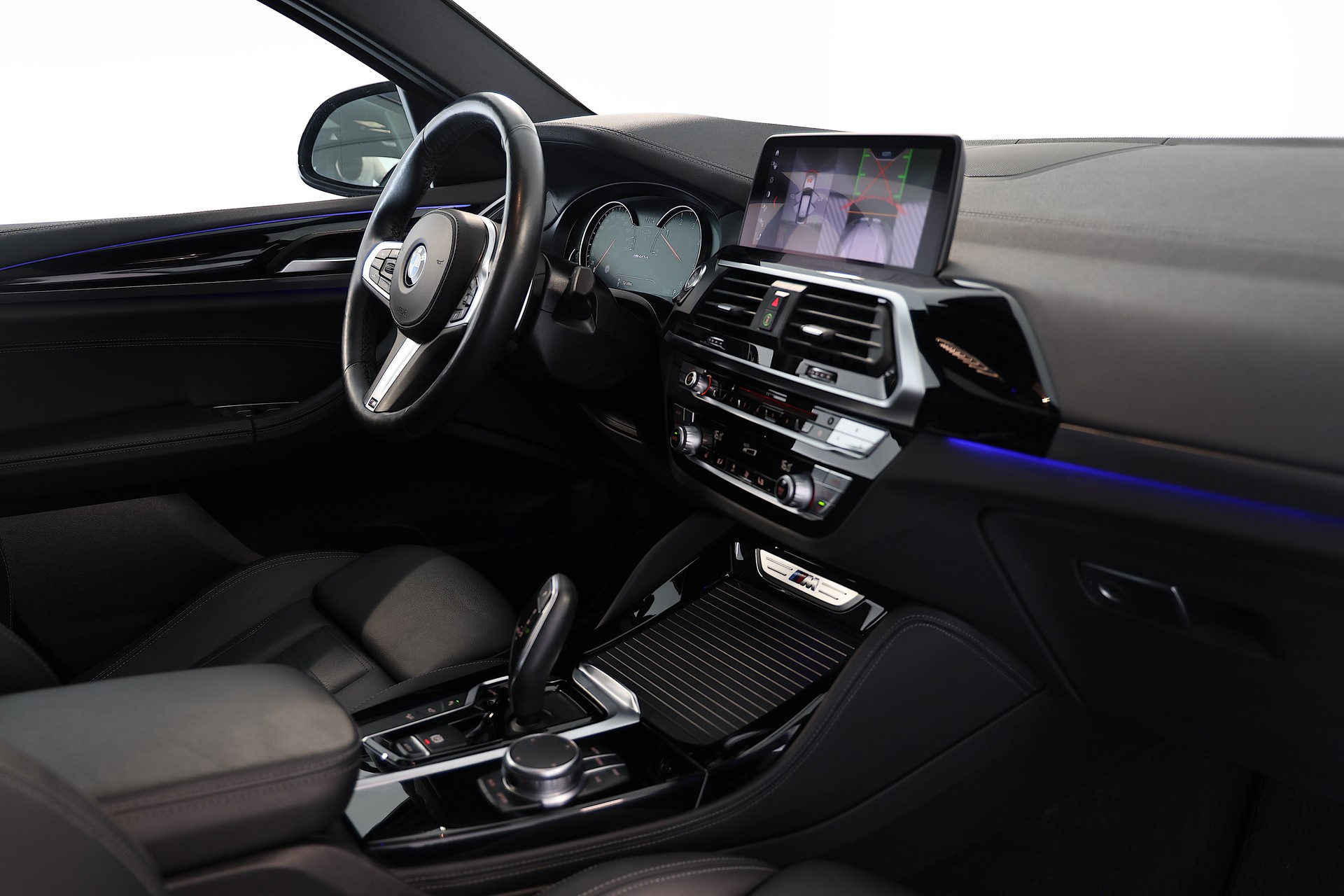 BMW X4 M40d-image-11
