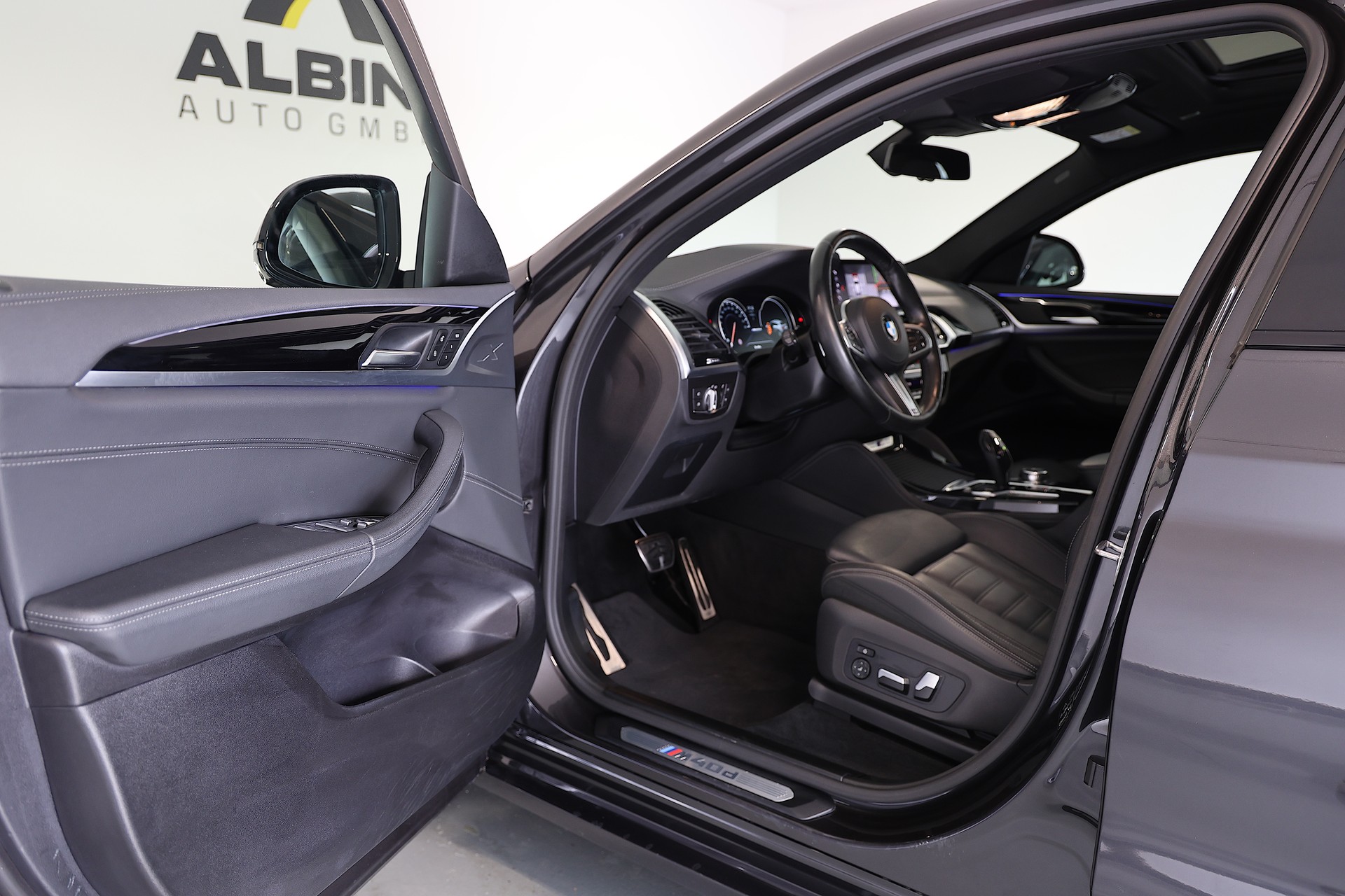 BMW X4 M40d-image-4