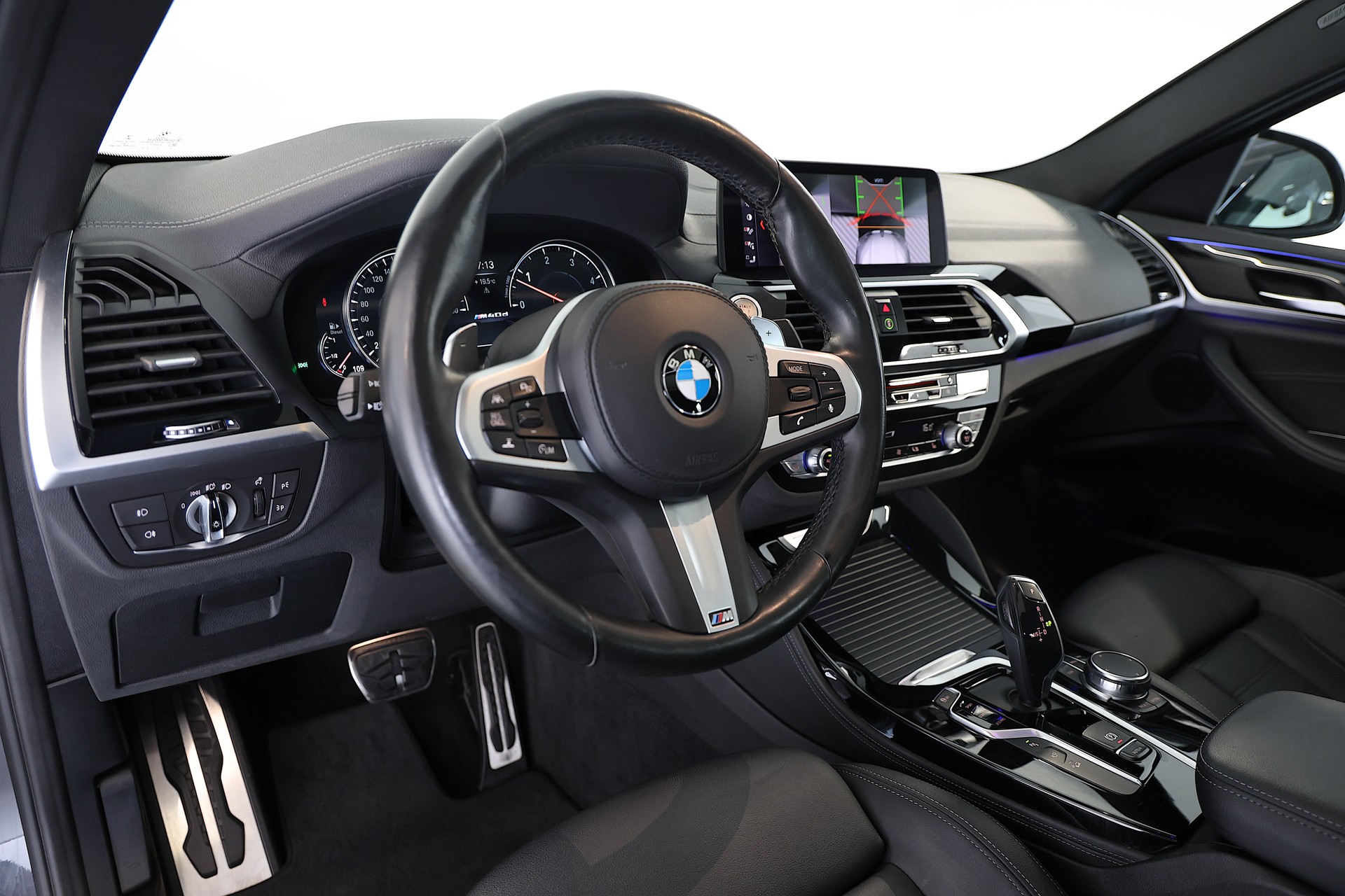 BMW X4 M40d-image-6