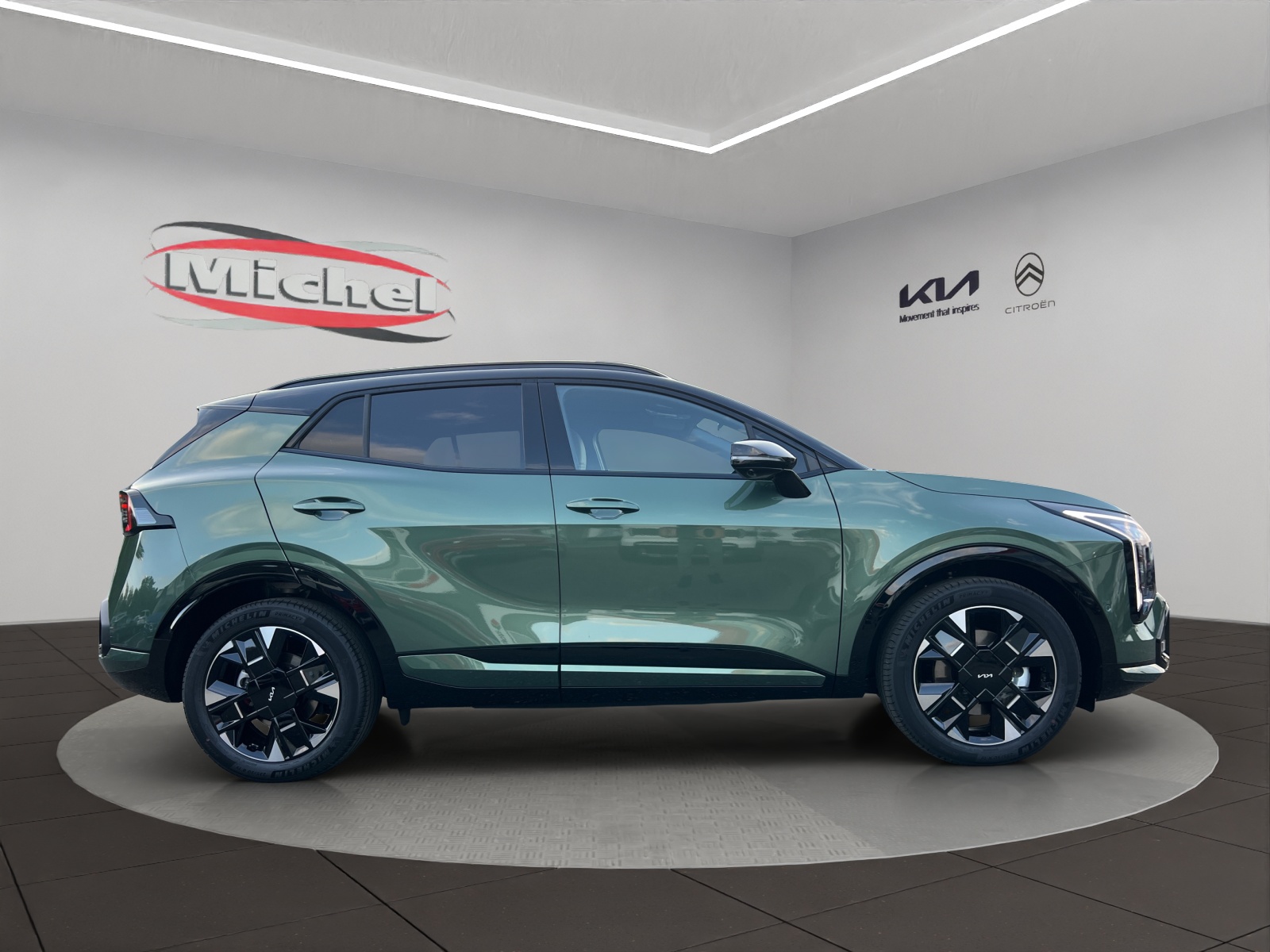 KIA Sportage 1.6T-GDi HEV GT-Line 4x4 A / Panodach / CH-Herstellergarantie & Leasingaktion ab 0.99%-image-3