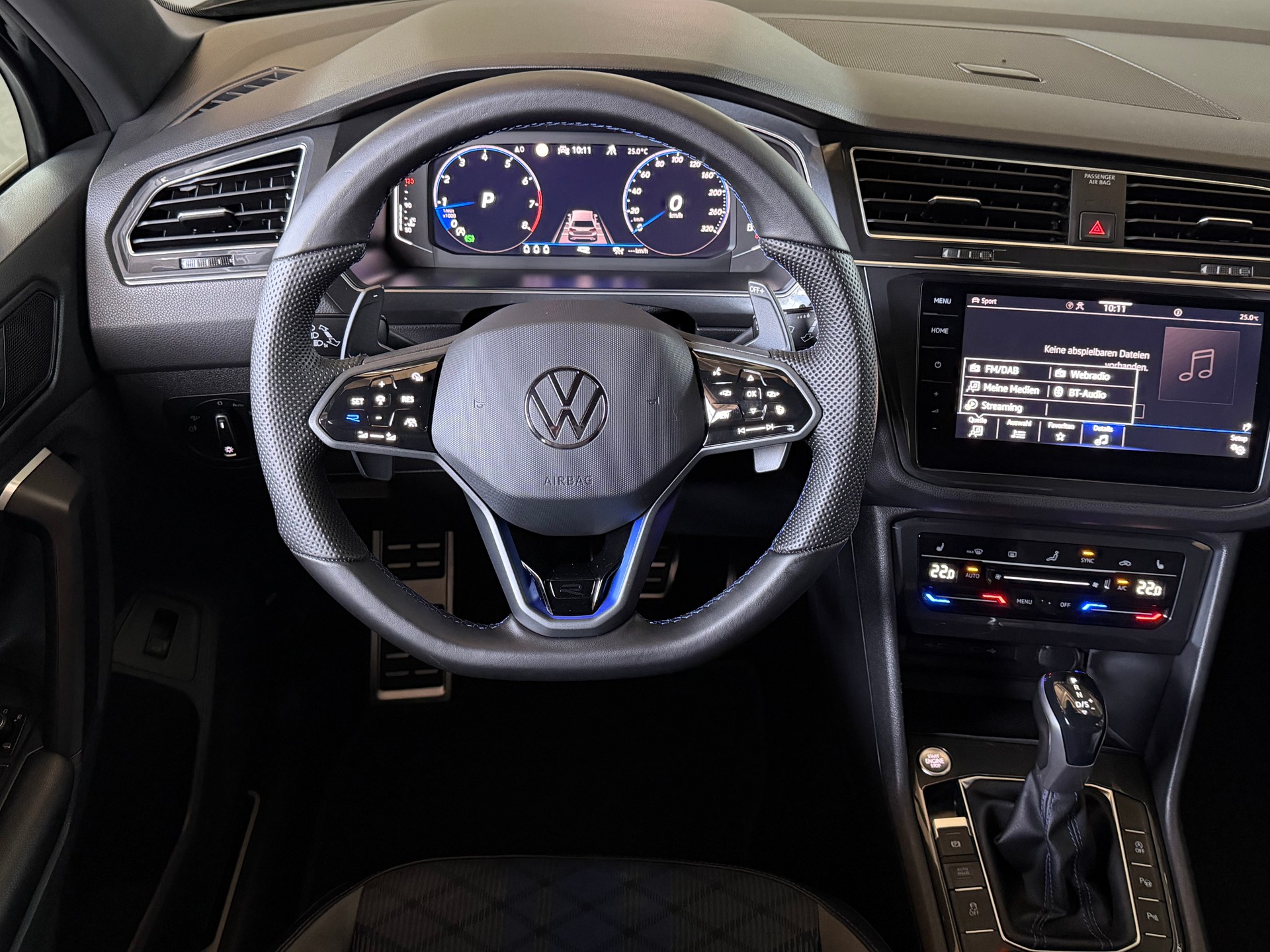 VW Tiguan 2.0TSI R 4Motion DSG "Black Style Design-Paket"-image-3