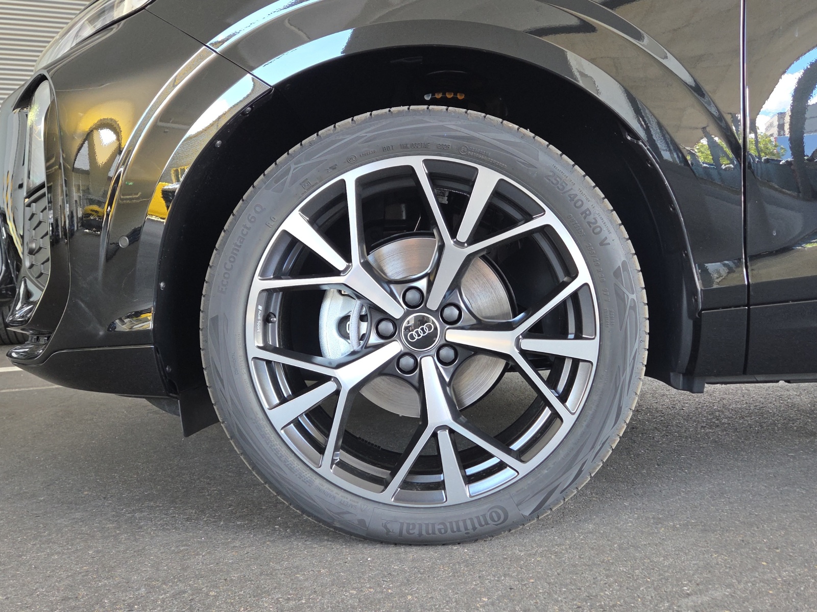 AUDI Q3 Sportback 110 kW TFSI S tronic-image-9