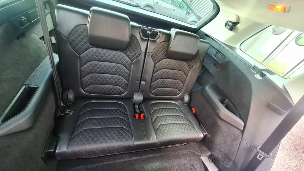 SKODA Kodiaq 2.0 TDI SCR Style 4x4 DSG ** 7-Plätzer ** Gr-Navi ** RF-Kamera ** Sitzheizung ** Totwinkel-Assist ** Panorama-Glasdach **-image-10