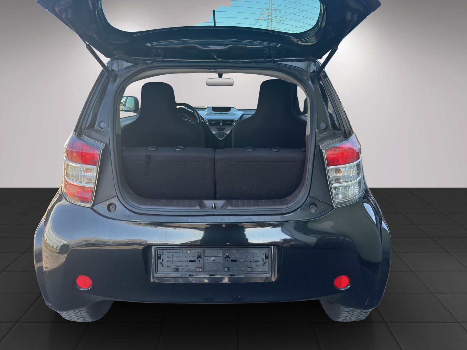 TOYOTA iQ 1.0 VVT-i-image-14