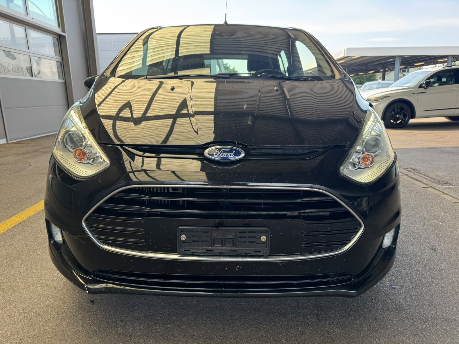 FORD B-Max 1.0 SCTi Titanium-image-1