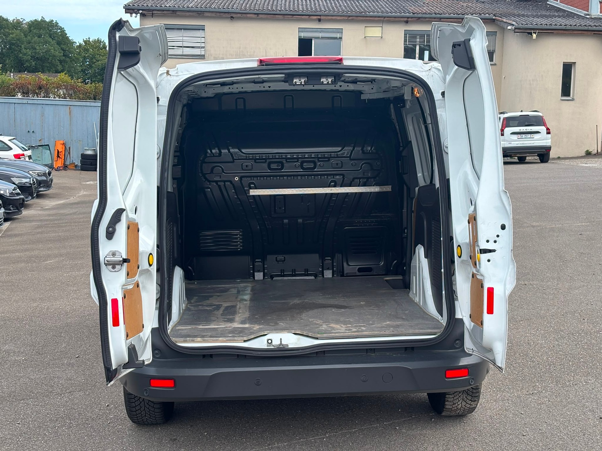 FORD Transit Connect Van T200 1.5 TDCi Trend-image-10