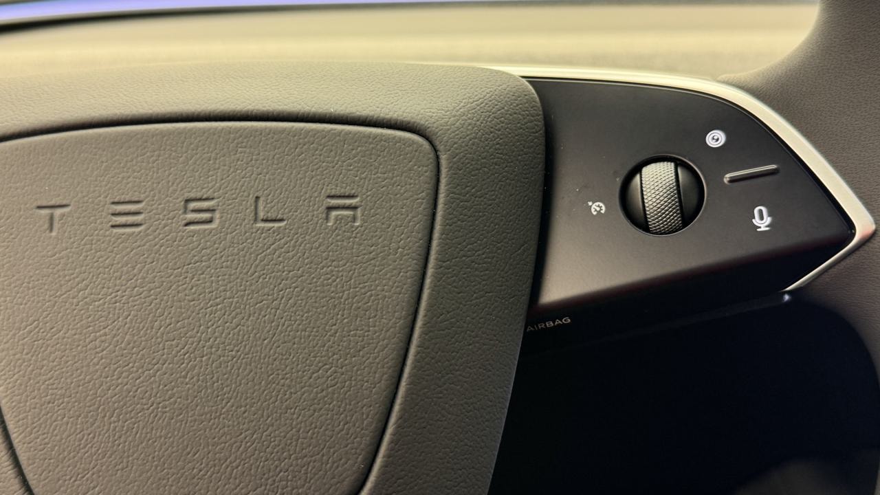 TESLA Model 3 Long Range Dual Motor AWD-image-9