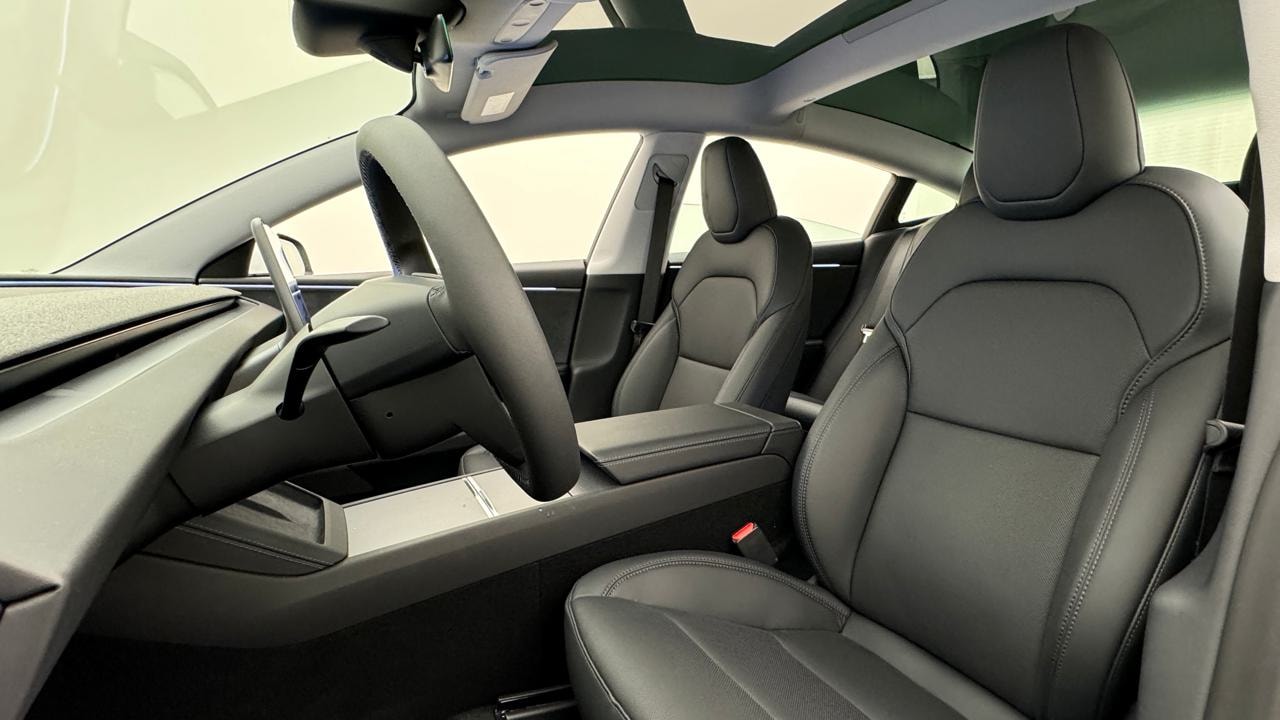 TESLA Model 3 Long Range Dual Motor AWD-image-4