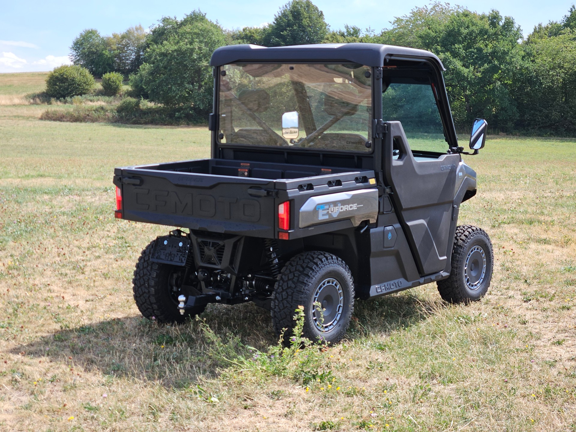 CF MOTO U-Force U6 EV-image-2