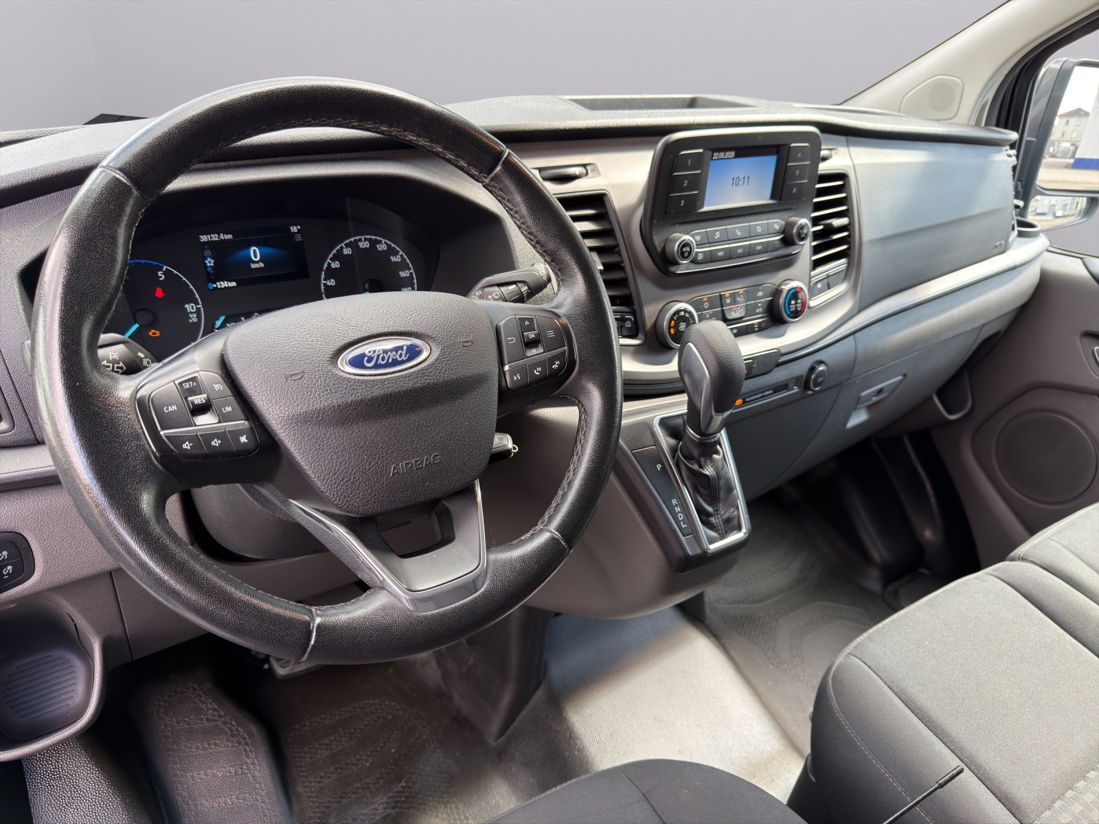 FORD Transit C Van 340 L1 1.0 EcoBoost Trend PHEV-image-13