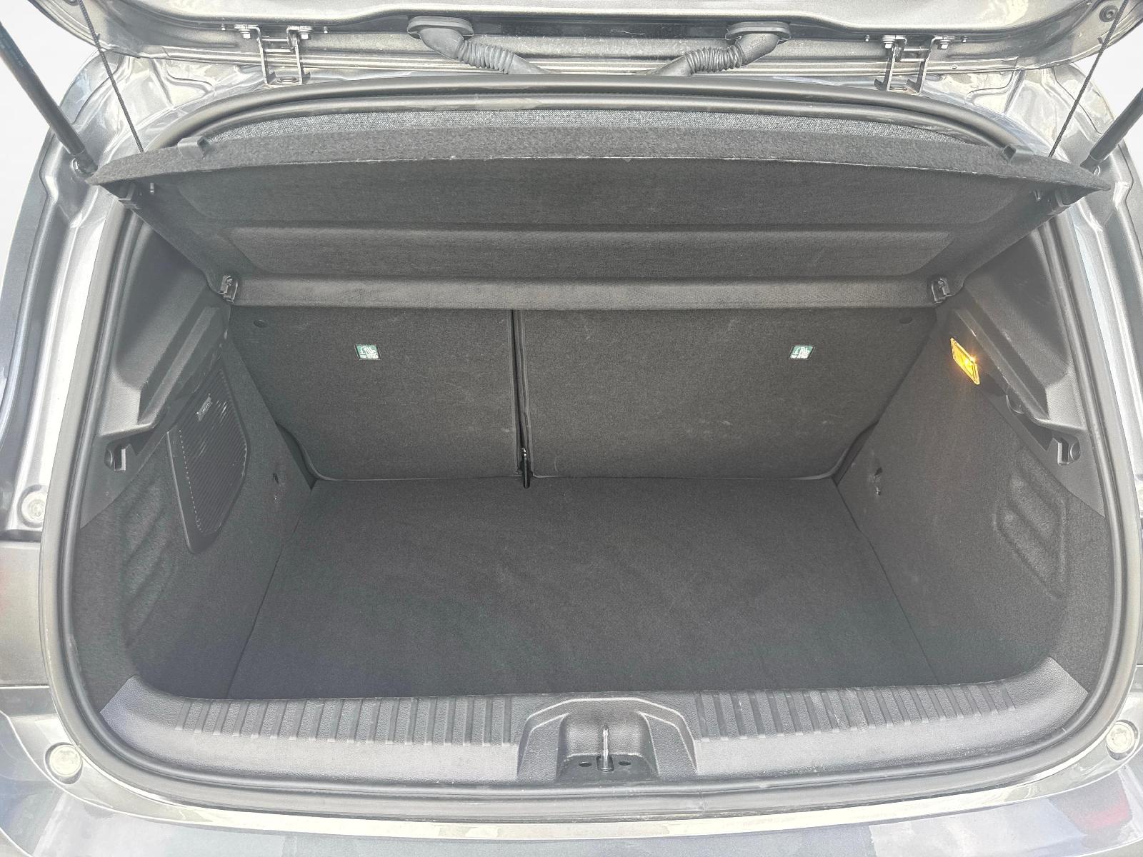 MITSUBISHI Colt 1.6 HEV Instyle-image-11