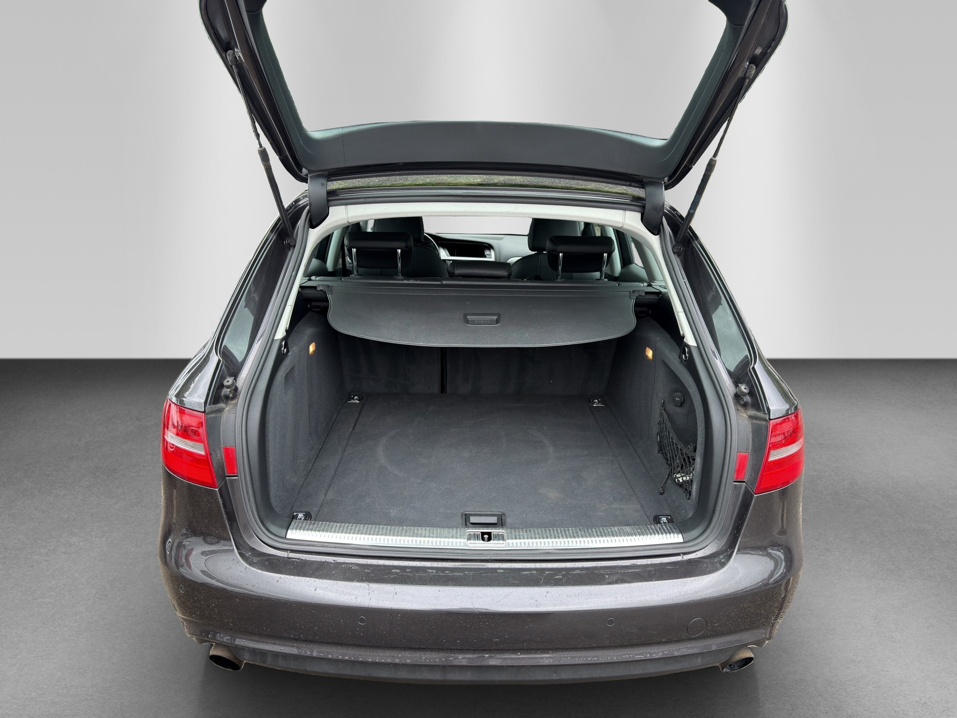 AUDI A4 Avant 2.0 TFSI-image-15