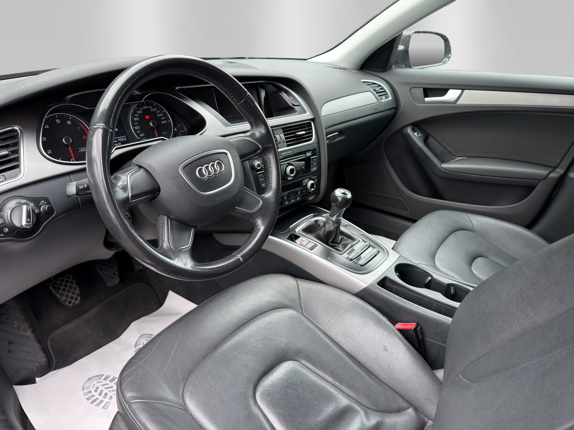 AUDI A4 Avant 2.0 TFSI-image-7