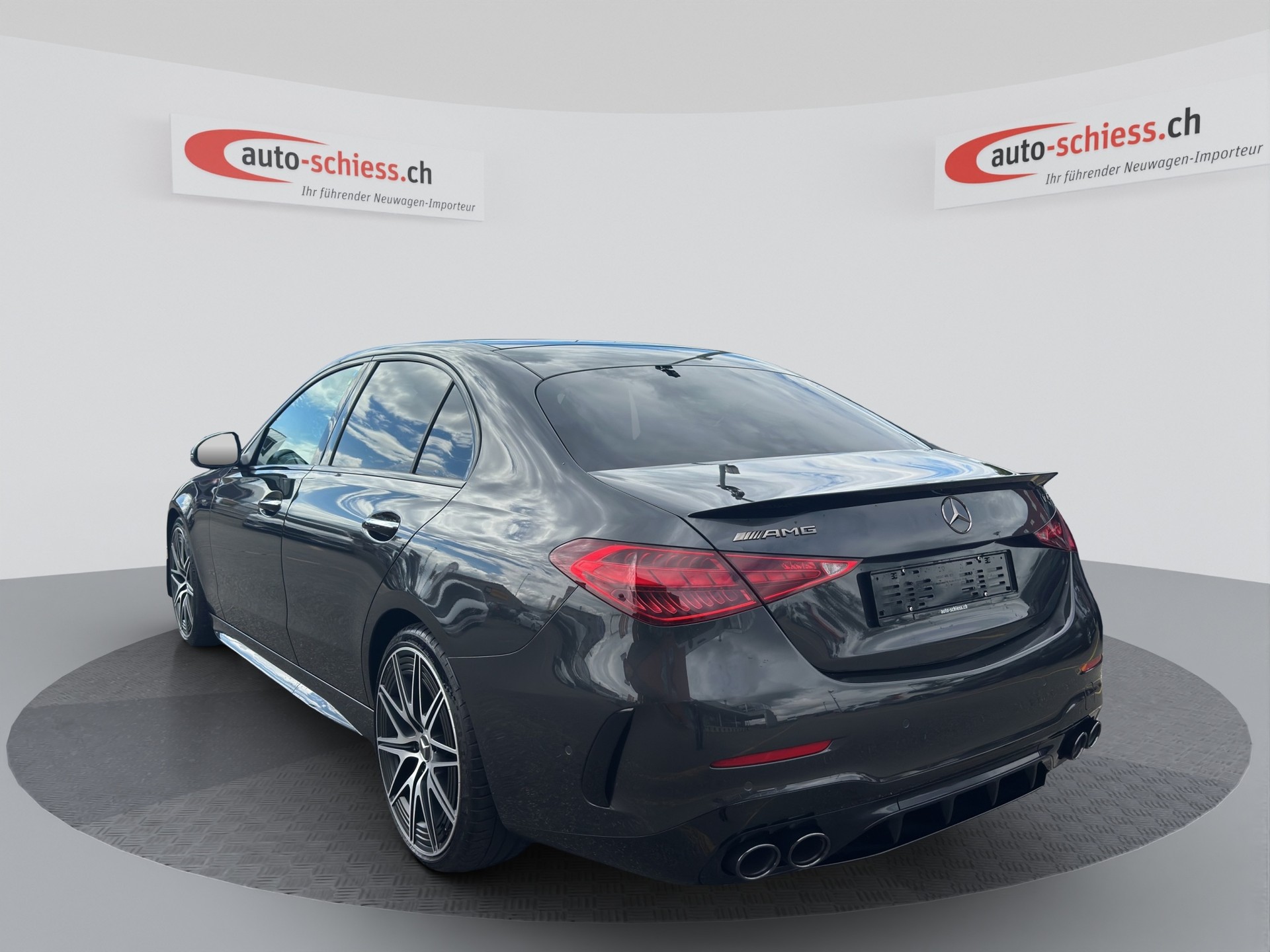 MERCEDES-BENZ C 43 AMG 4 Matic Night-showroom-element-3