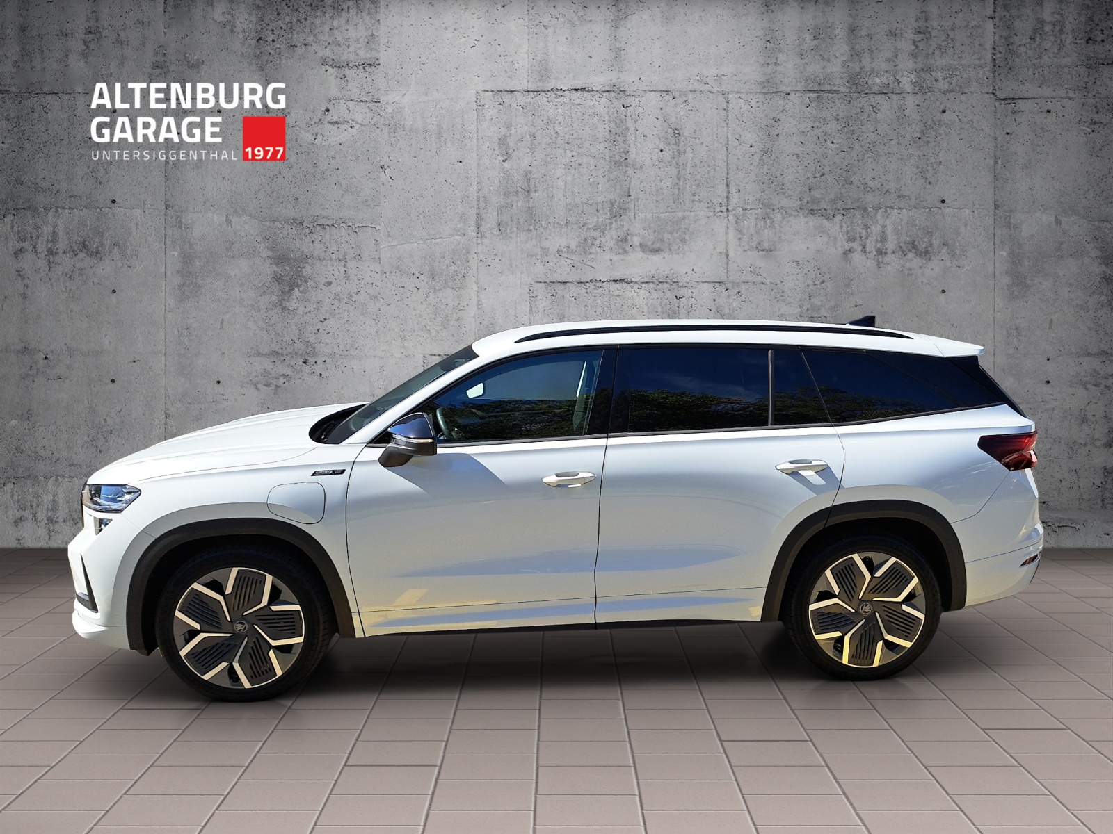 SKODA Kodiaq 1.5 TSI PHEV Sportline-showroom-element-1