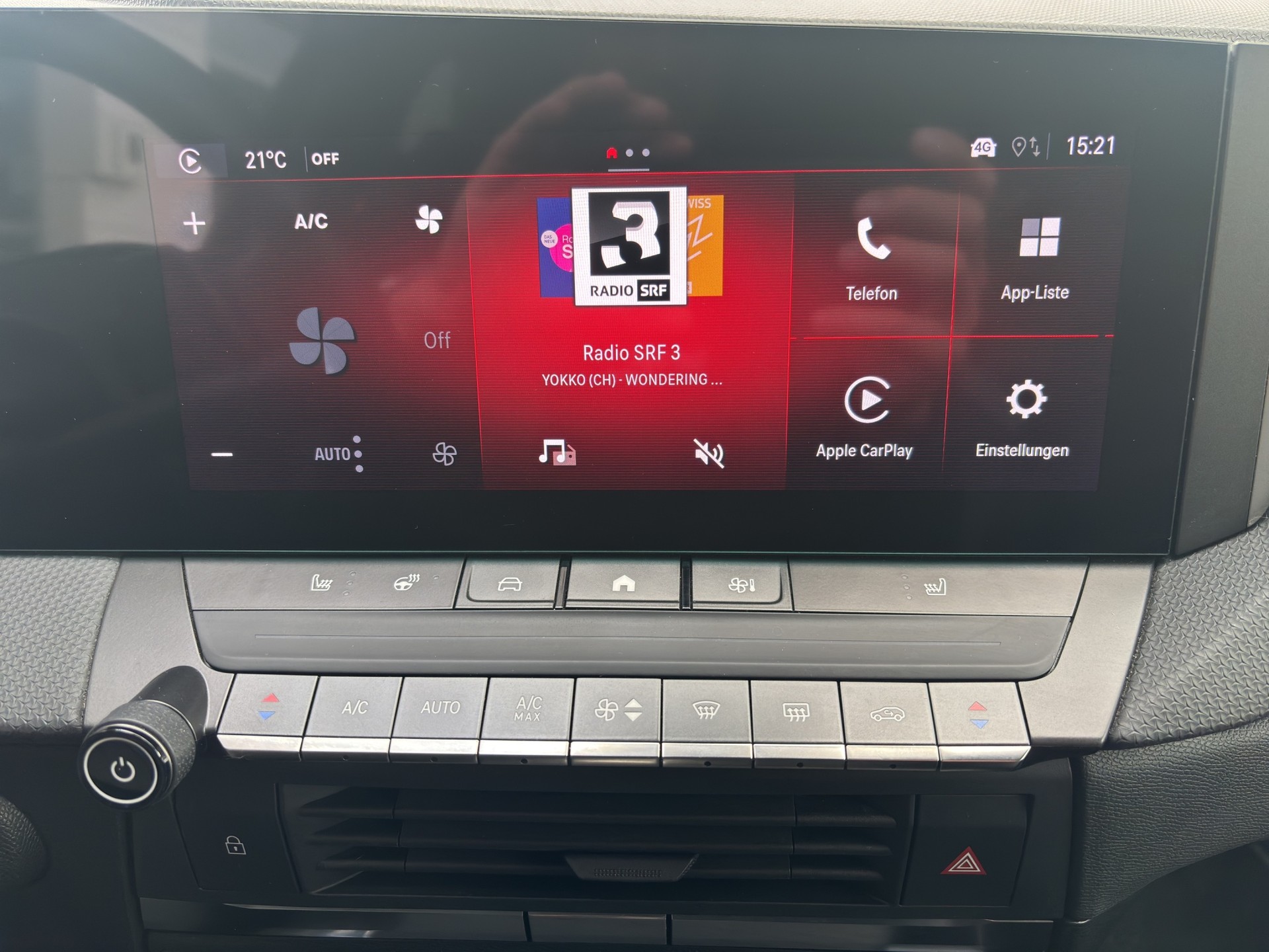 OPEL Astra Sports Tourer 1.6 PHEV Turbo GS A-image-6