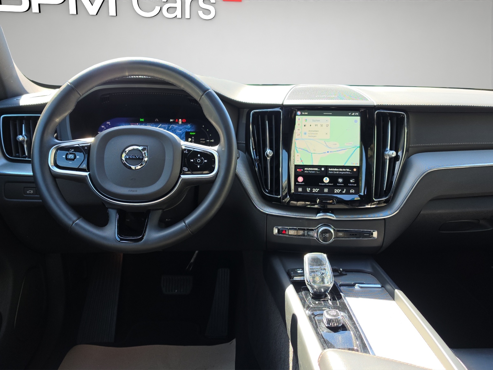 VOLVO XC60 2.0 T6 TE Ultimate Dark eAWD-image-12