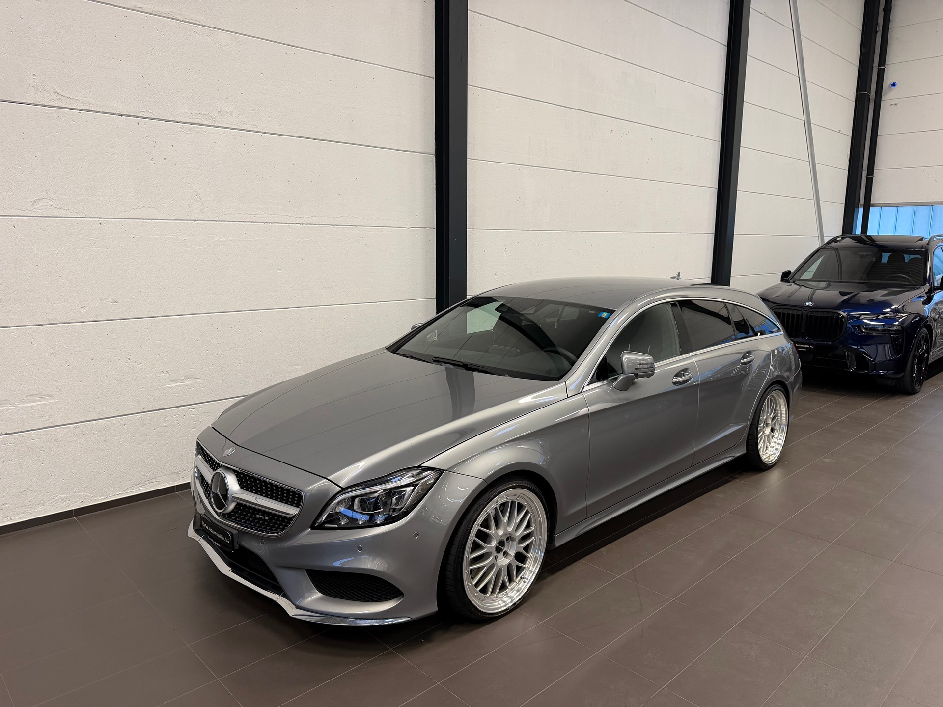 MERCEDES-BENZ CLS Shooting Brake 400 4Matic 7G-Tronic AMG Line-image-2