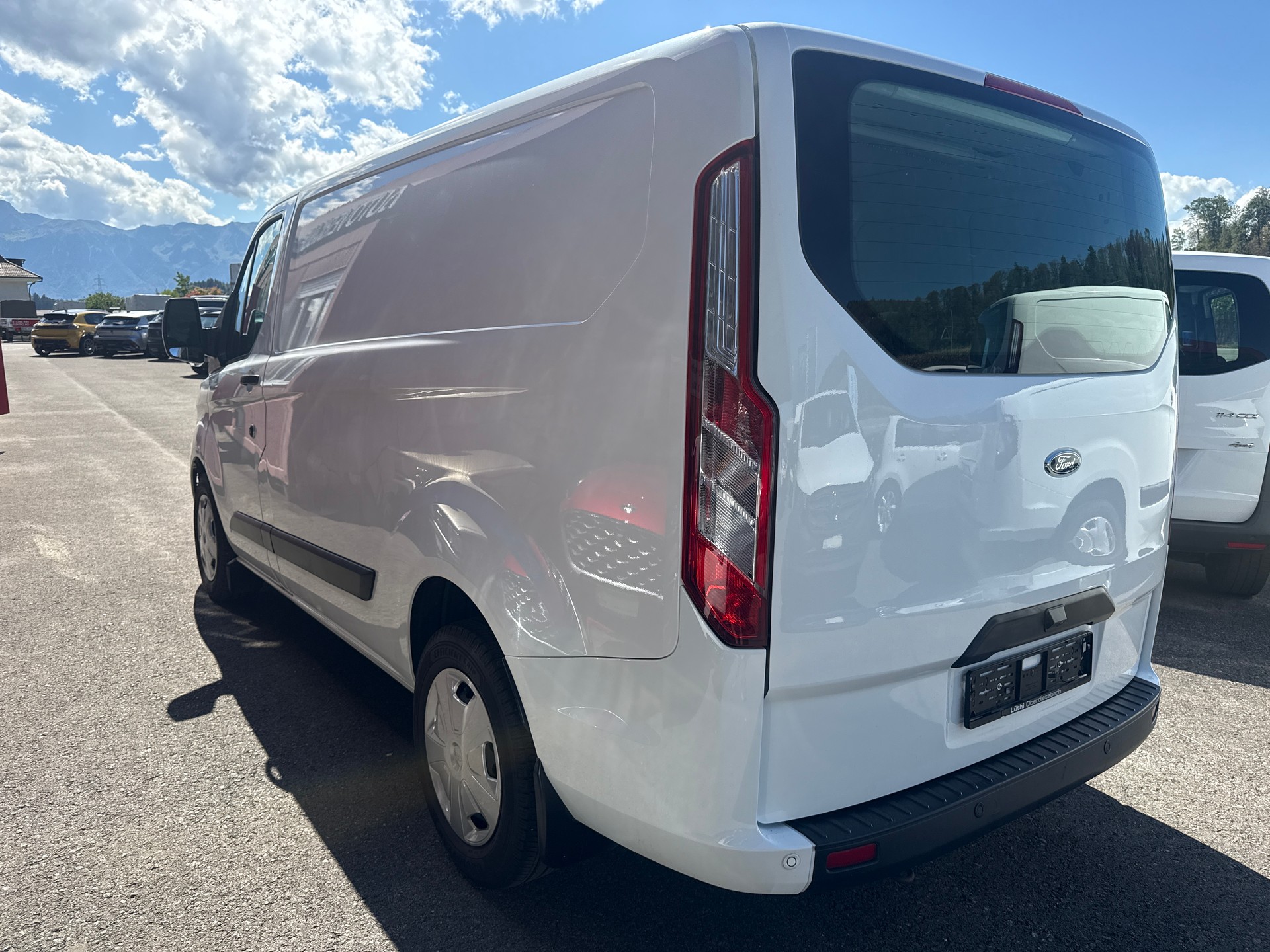 FORD Transit Custom Van 320 L1H1 Trend-image-1