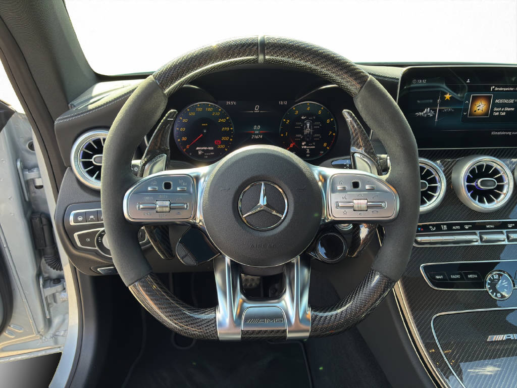 MERCEDES-BENZ C 63 S AMG Coupé-image-12