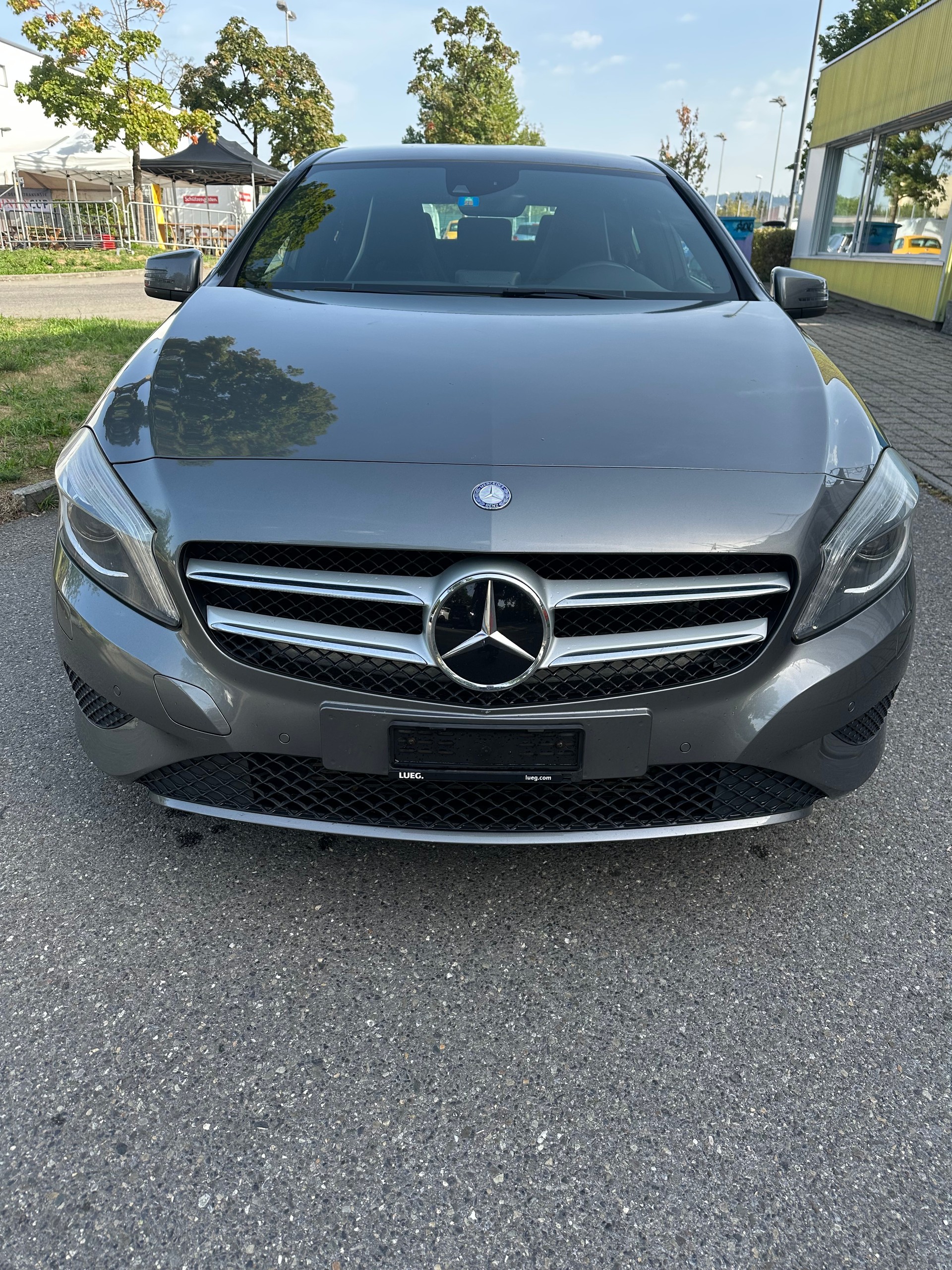 MERCEDES-BENZ A 180 7G-DCT-image-0