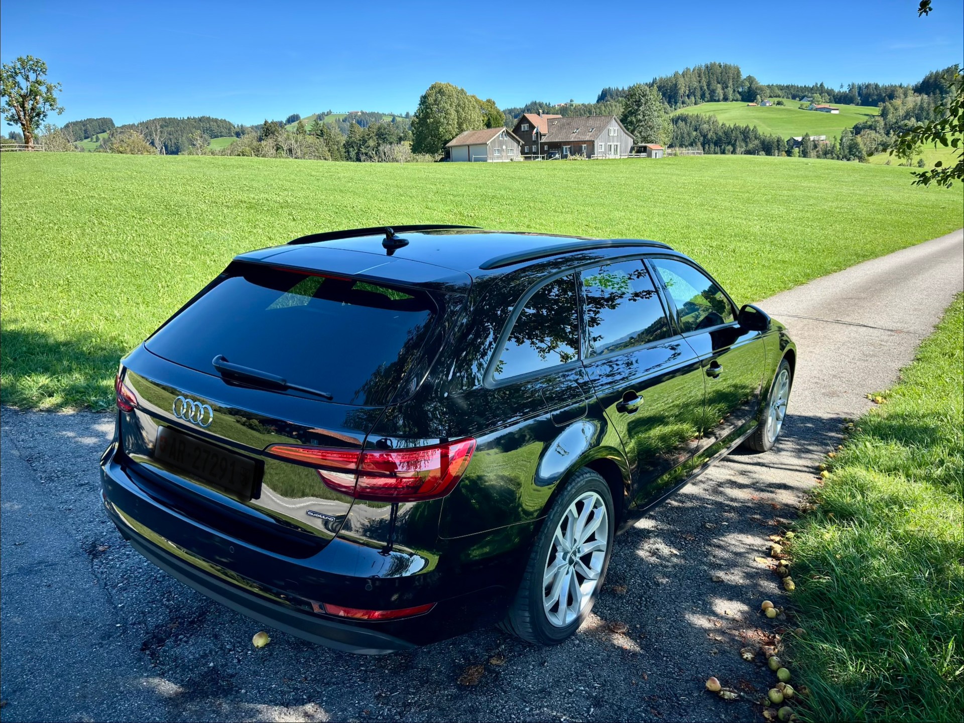 AUDI 2.0 TDI 190 Design quattro S-Tronic-image-1
