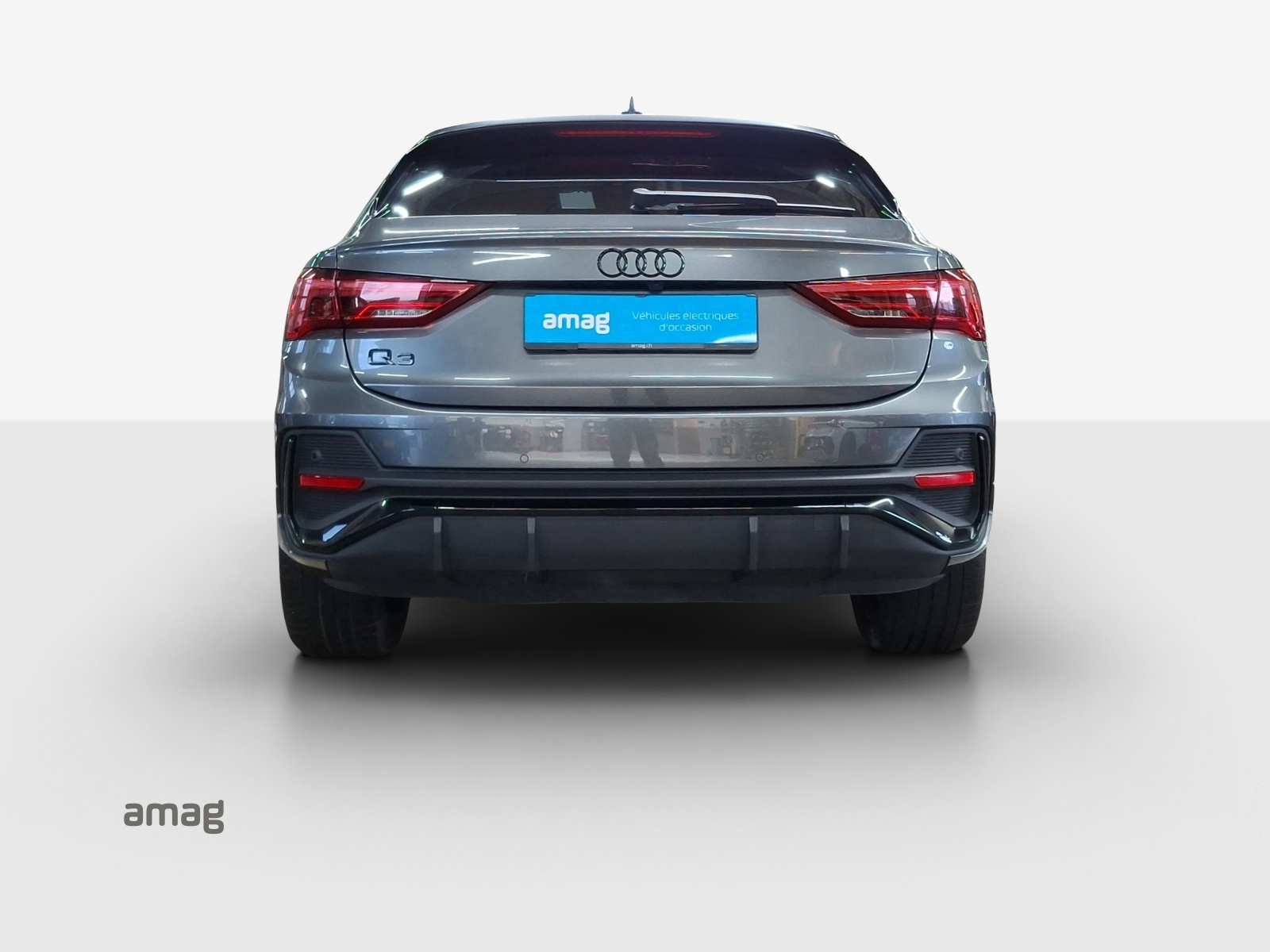 AUDI Q3 Sportback 45 TFSI e S line Attraction S-tronic-image-3