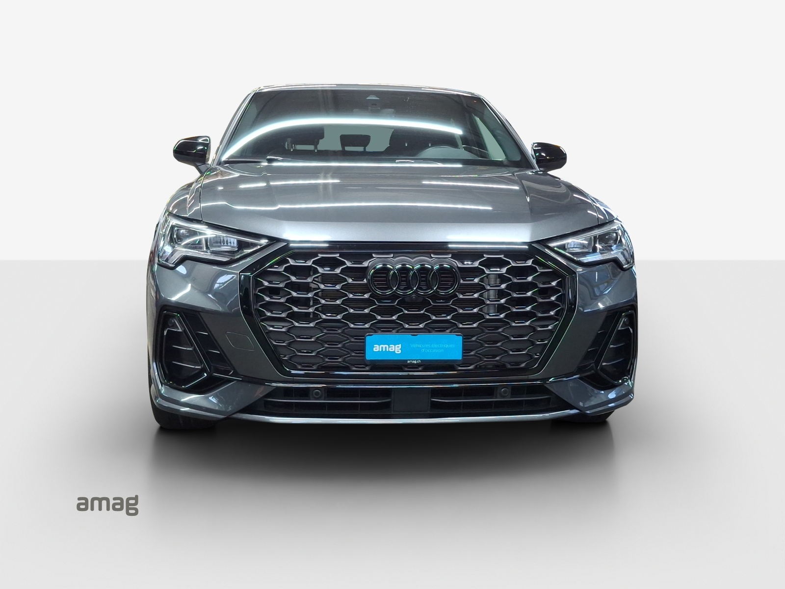 AUDI Q3 Sportback 45 TFSI e S line Attraction S-tronic-image-6