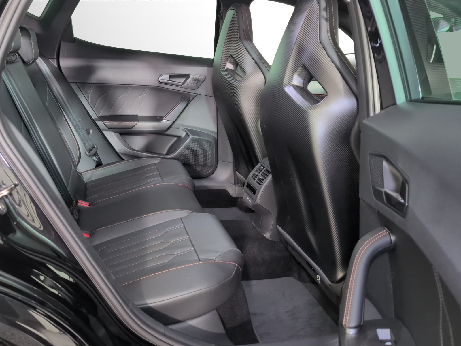 CUPRA Formentor 2.5TSI VZ5 BAT x ABT 4Drive DSG-image-8