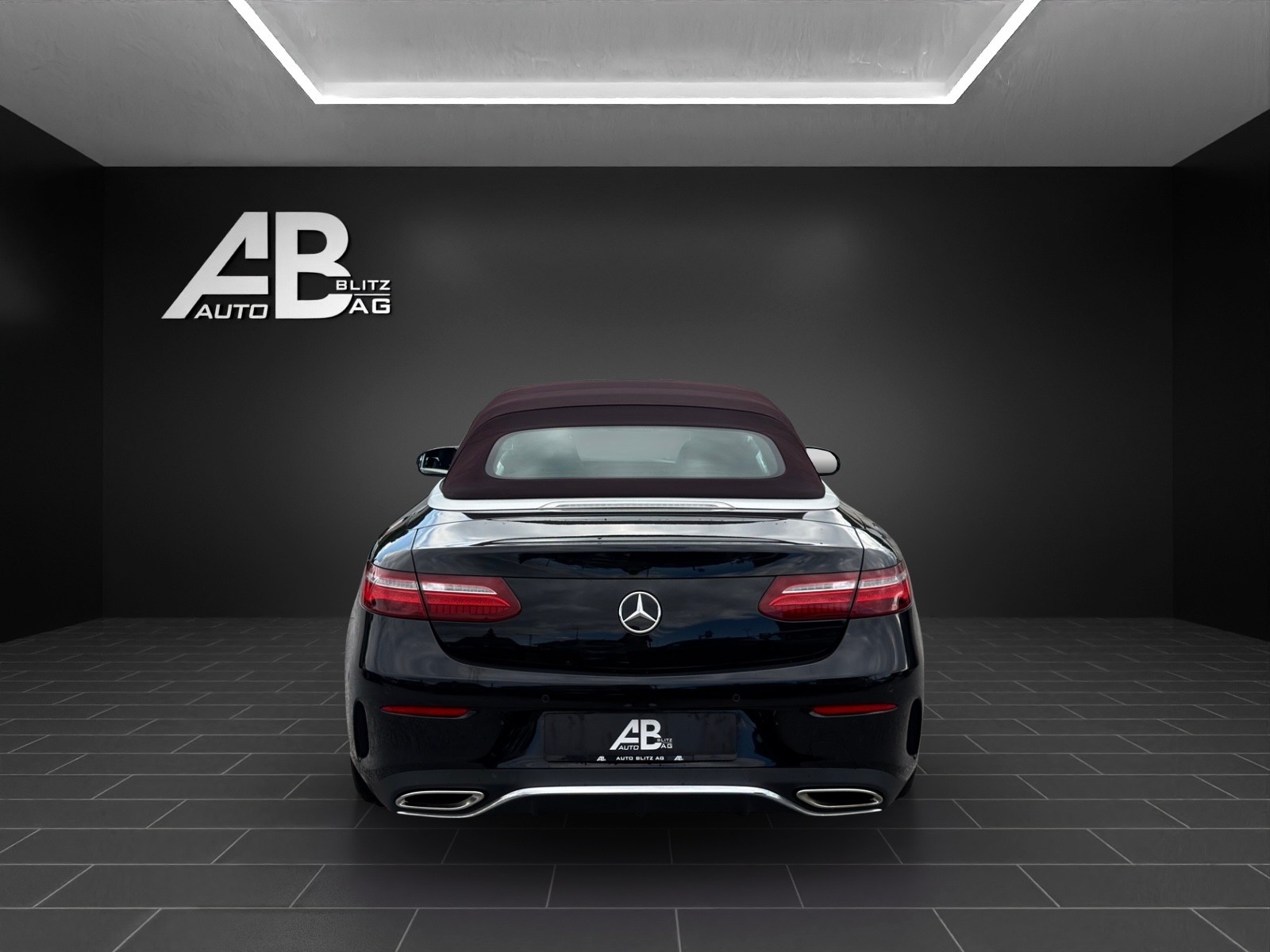 MERCEDES-BENZ E 300 Cabriolet AMG Line 9G-Tronic mit 245 PS-image-19