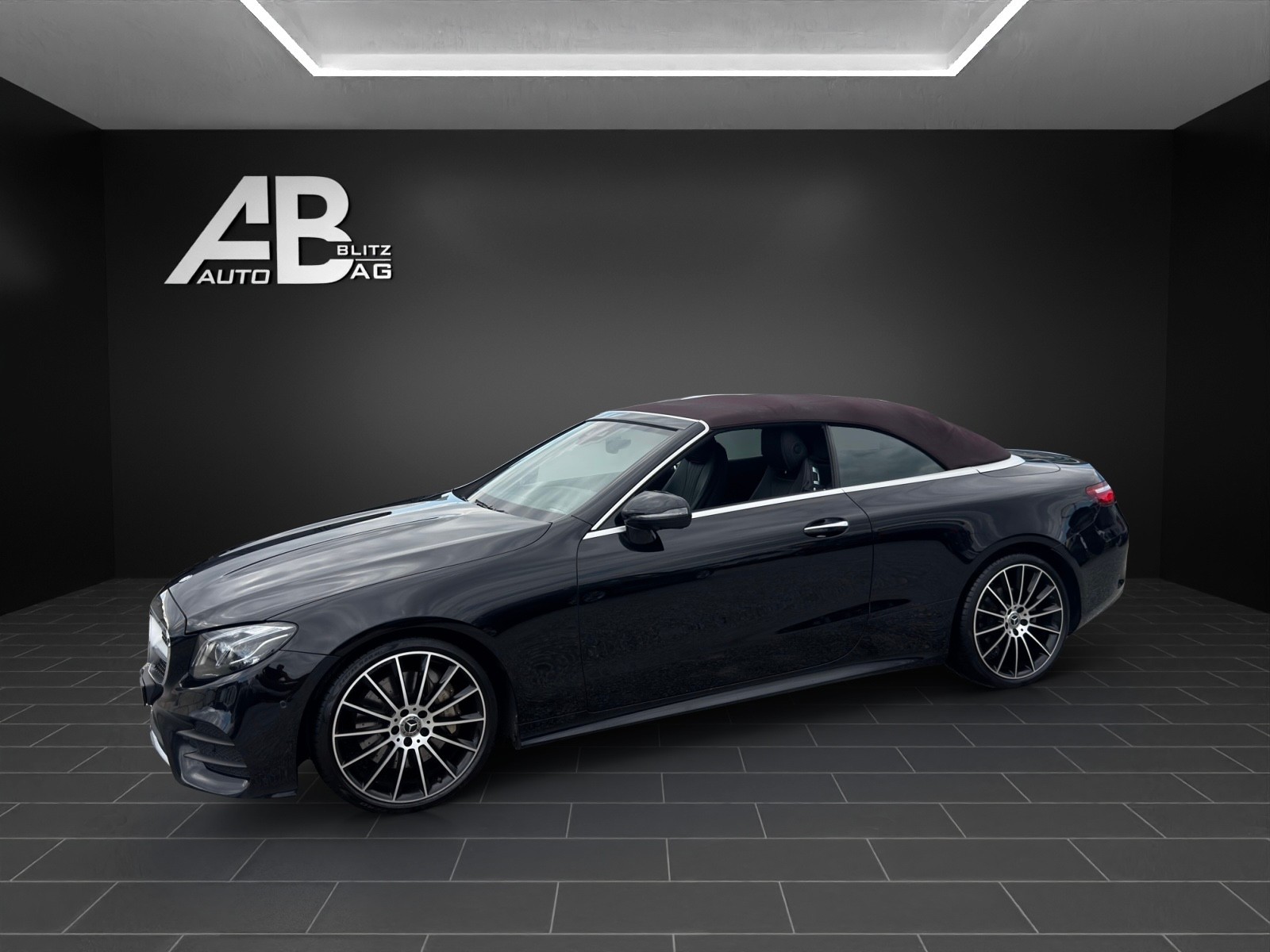 MERCEDES-BENZ E 300 Cabriolet AMG Line 9G-Tronic mit 245 PS-image-17