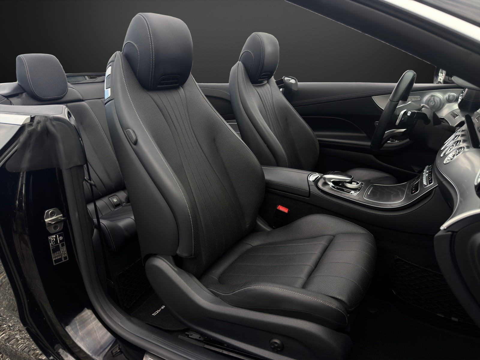 MERCEDES-BENZ E 300 Cabriolet AMG Line 9G-Tronic mit 245 PS-image-8