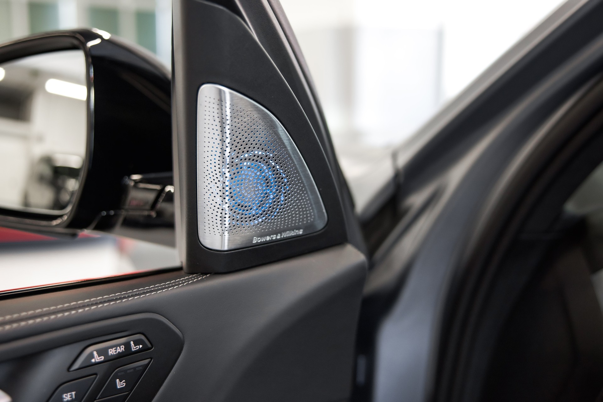 BMW X7 xDrive 48V 40d M Sport Pro Steptronic-image-28