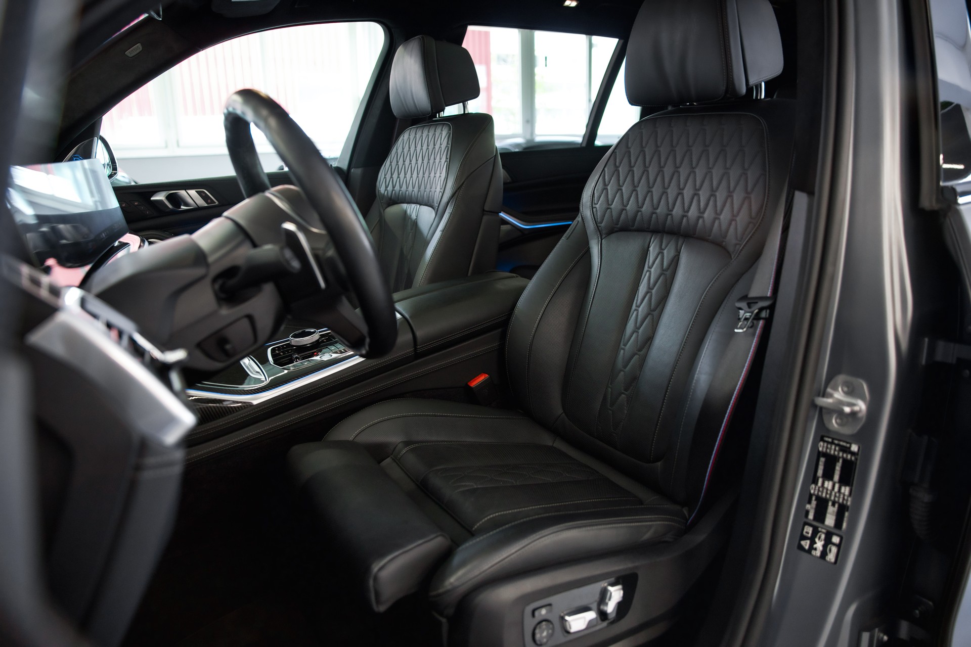 BMW X7 xDrive 48V 40d M Sport Pro Steptronic-image-19