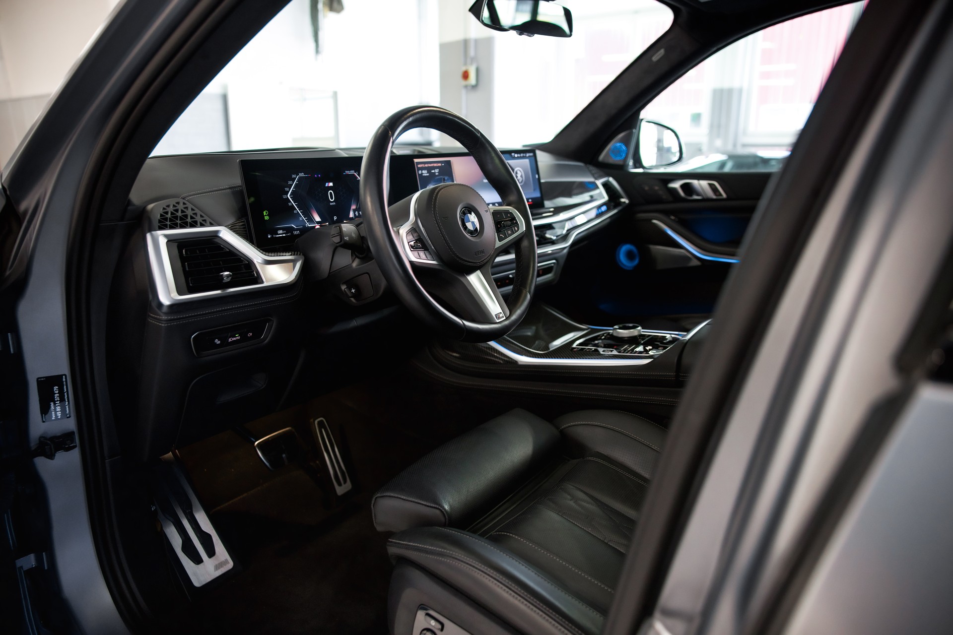 BMW X7 xDrive 48V 40d M Sport Pro Steptronic-image-17