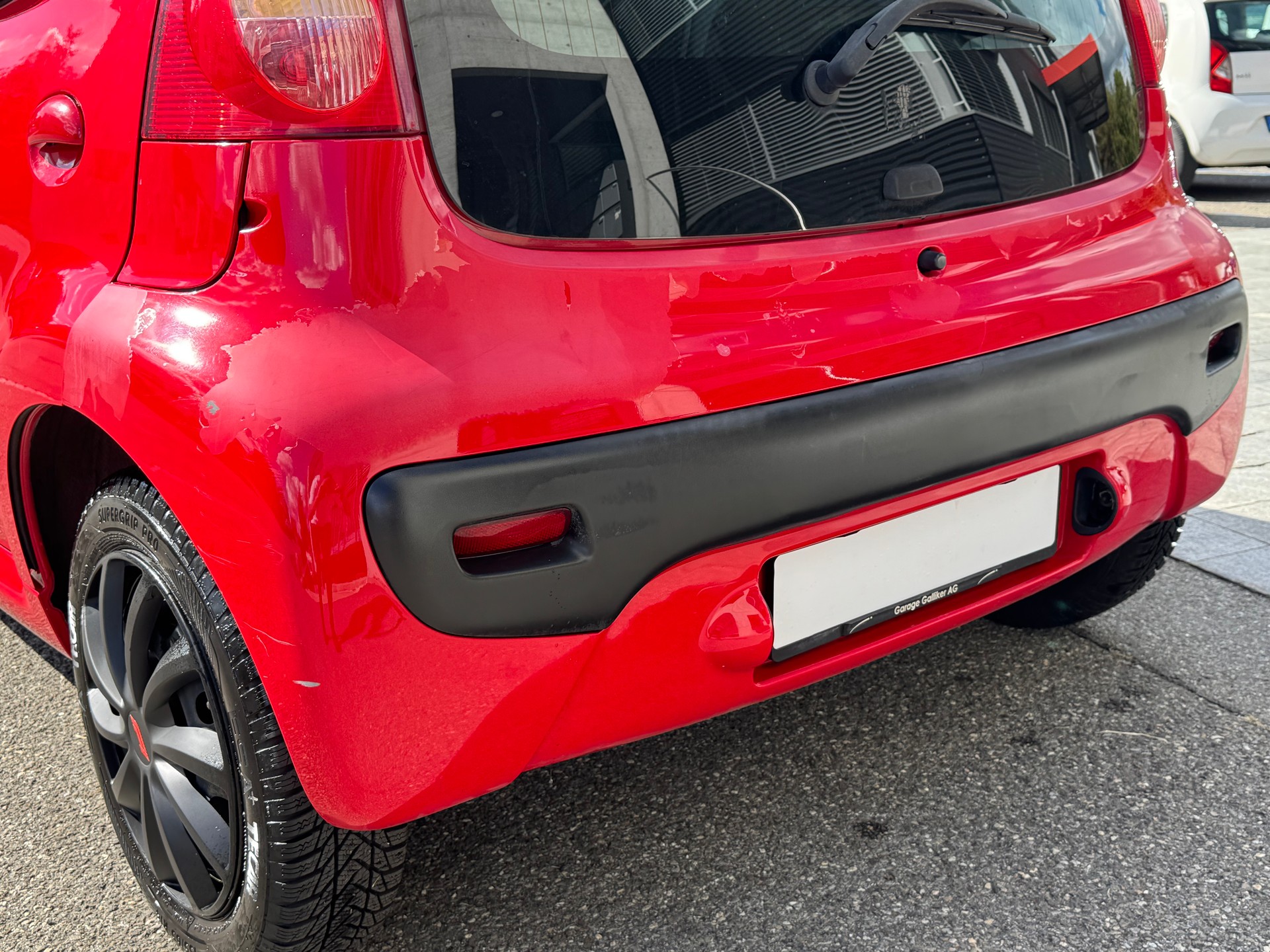 PEUGEOT 107 1.0 City Move 2-Tronic-image-4