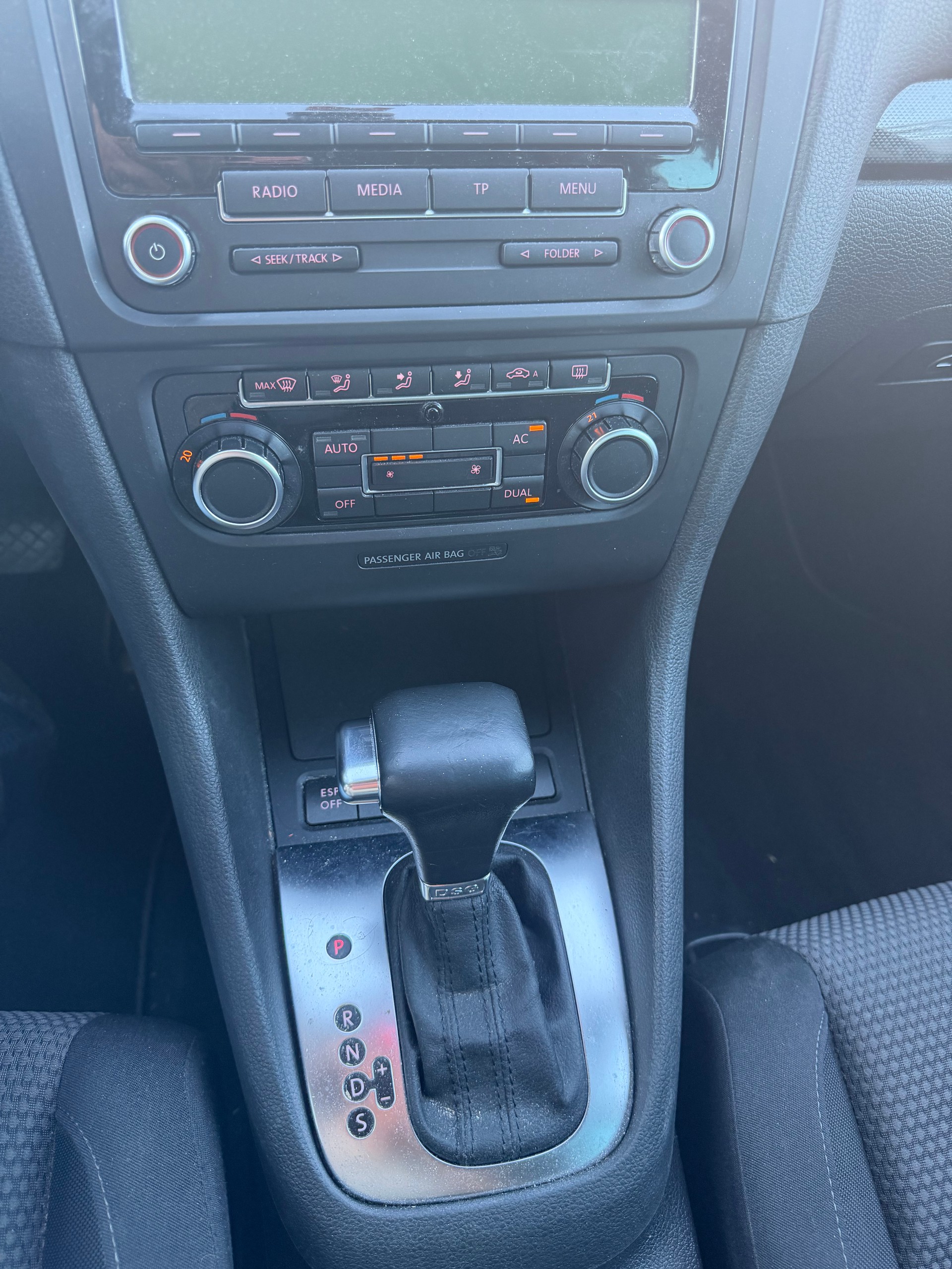 VW Golf 1.4 TSI Highline DSG-image-9