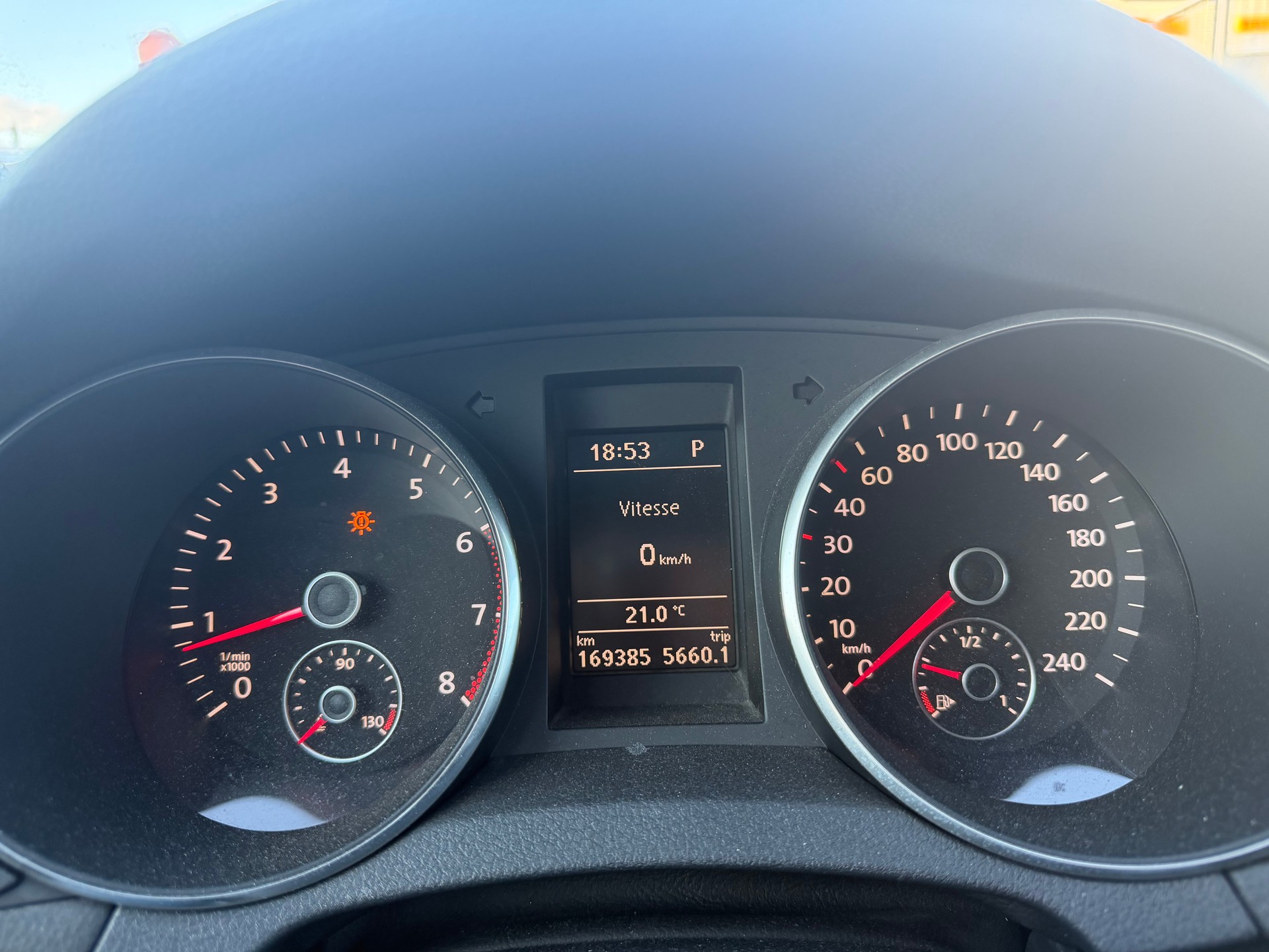 VW Golf 1.4 TSI Highline DSG-image-11