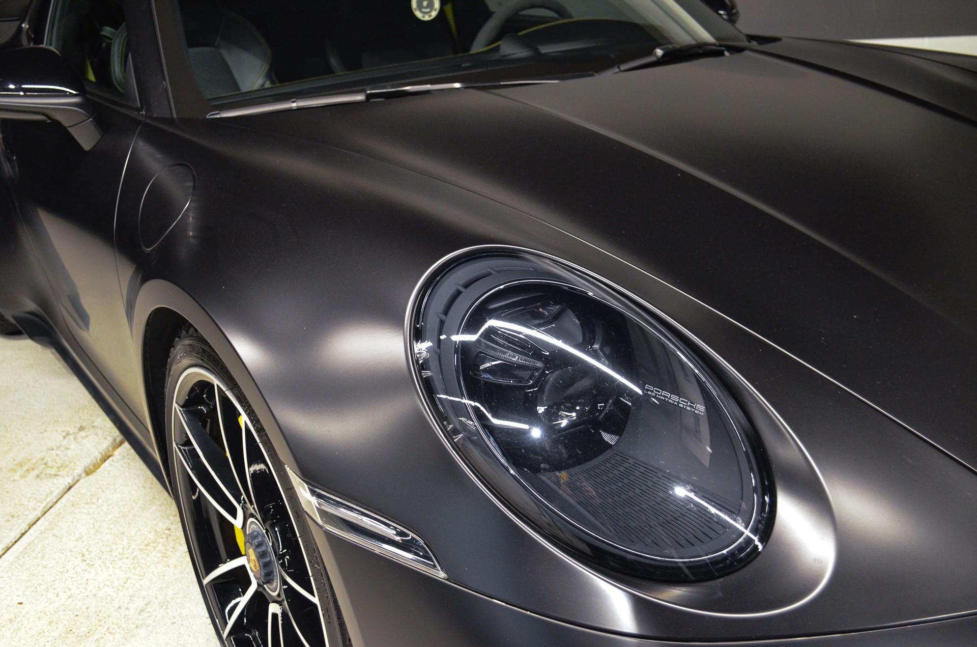 PORSCHE 911 Turbo S PDK-image-6
