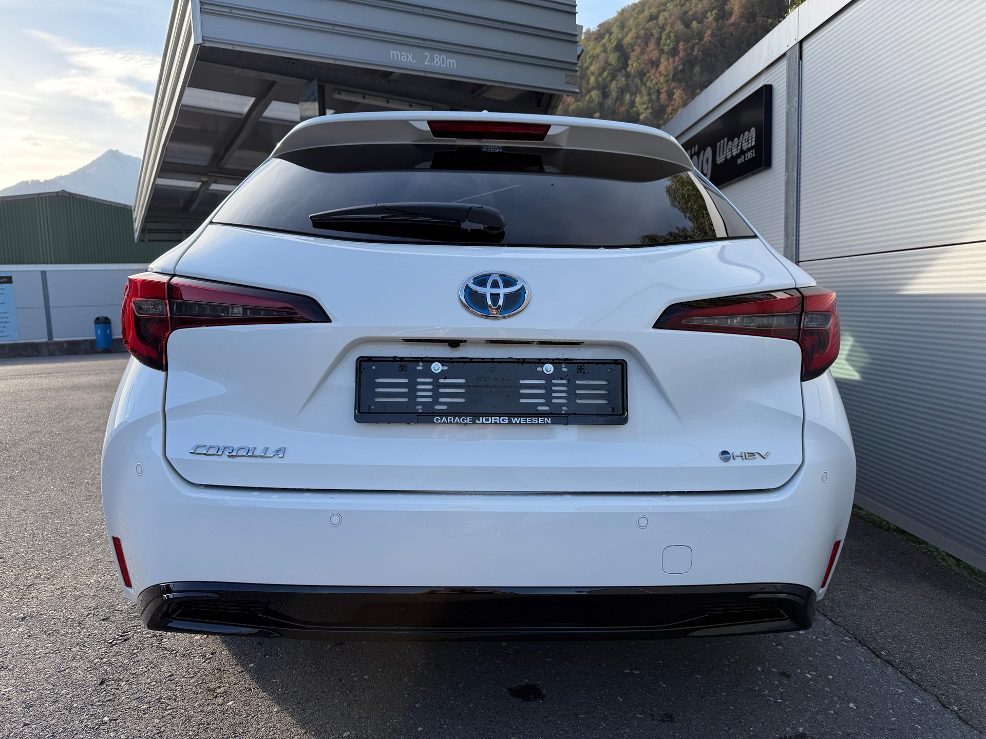 TOYOTA Corolla Touring Sports 1.8 HSD Swiss Edition-image-5