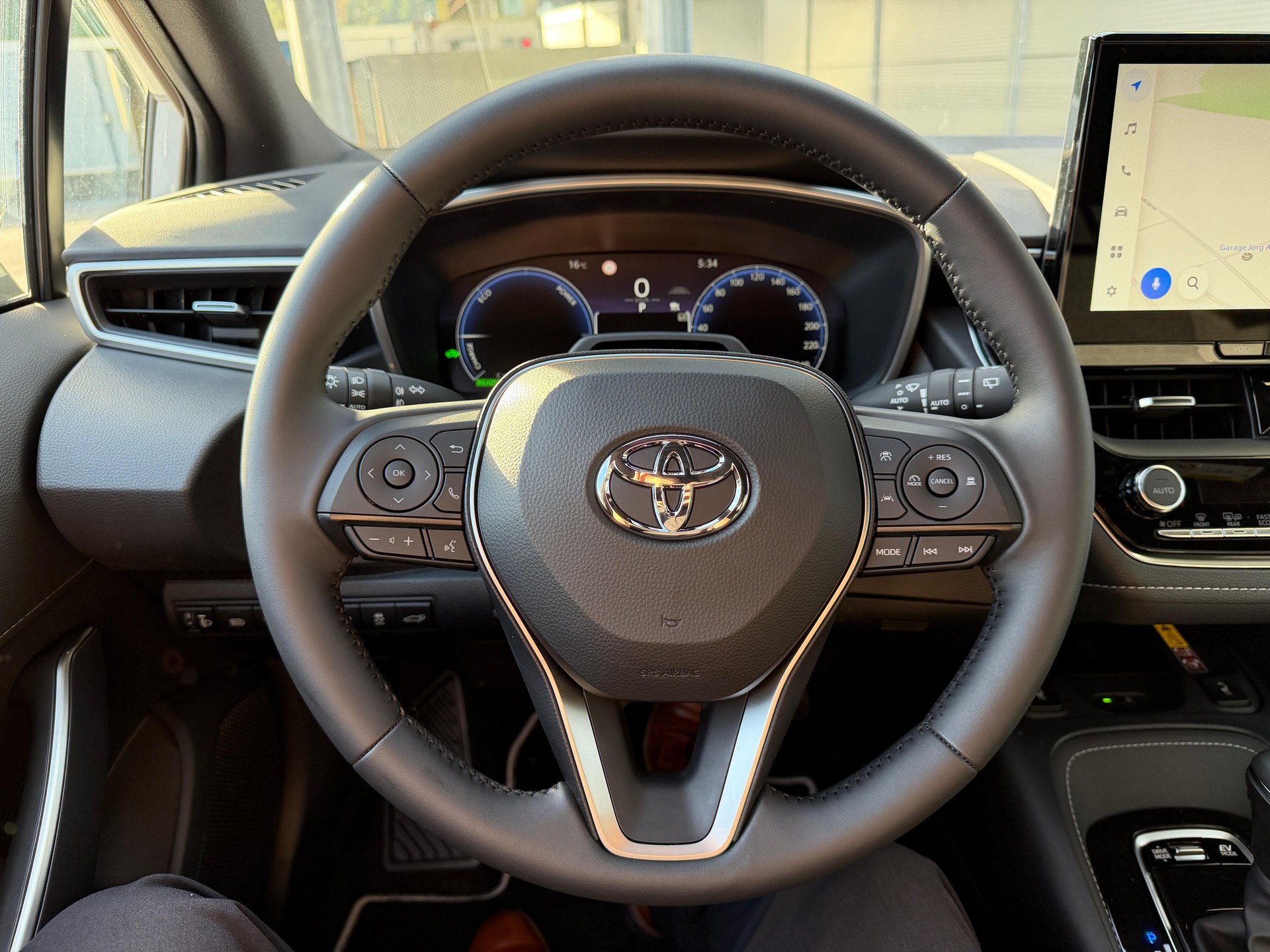 TOYOTA Corolla Touring Sports 1.8 HSD Swiss Edition-image-10