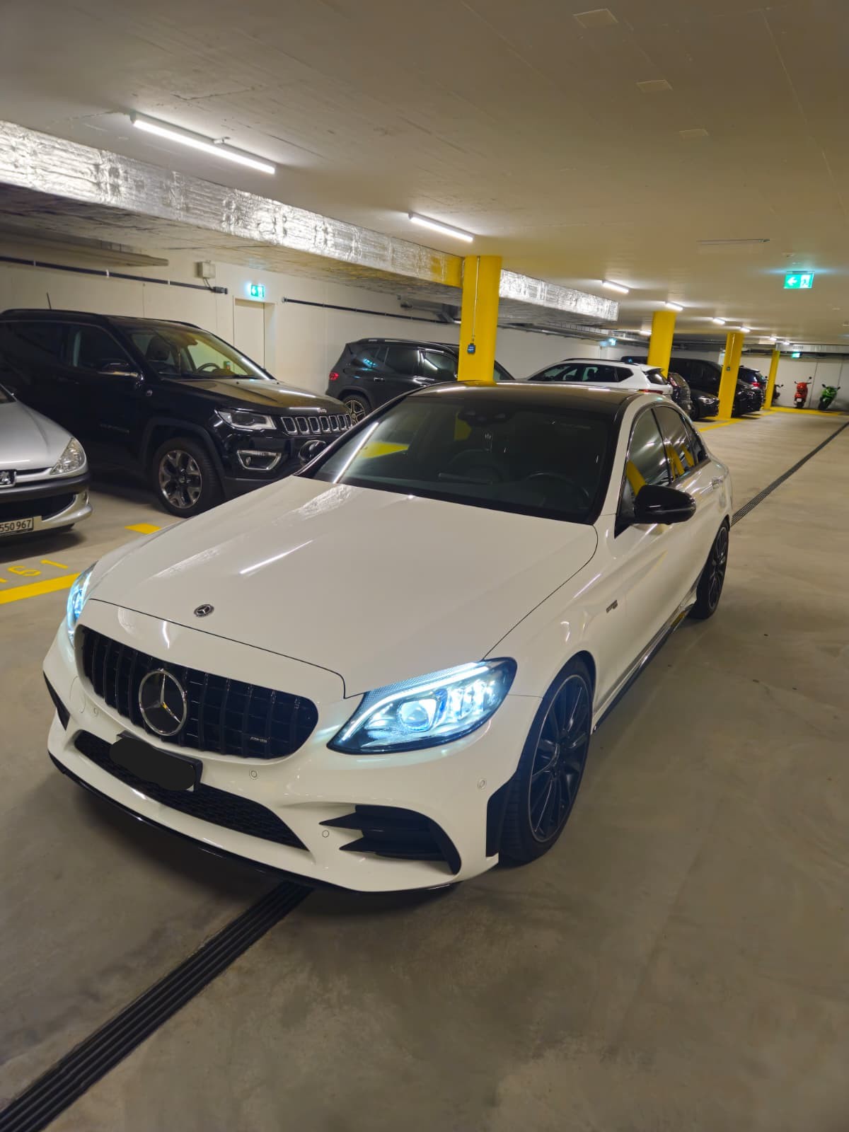 MERCEDES-BENZ C 43 AMG 4matic-image-0