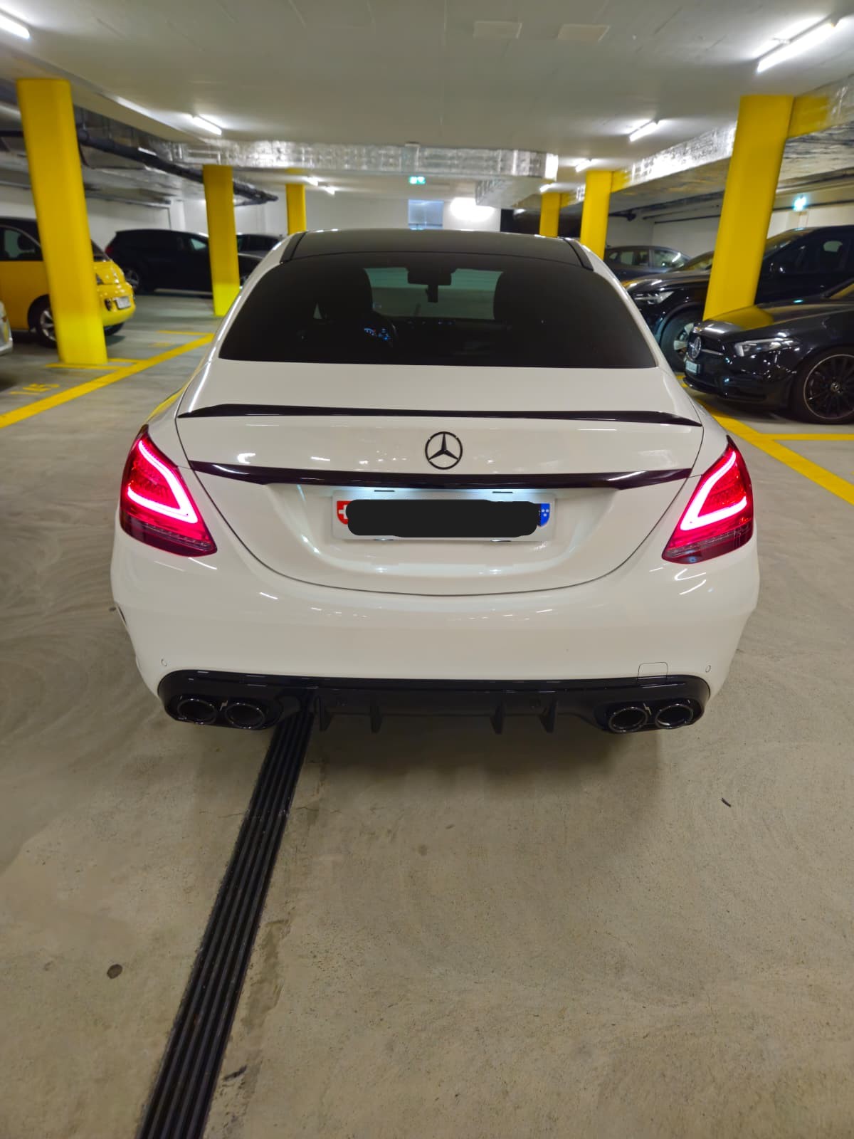 MERCEDES-BENZ C 43 AMG 4matic-image-3