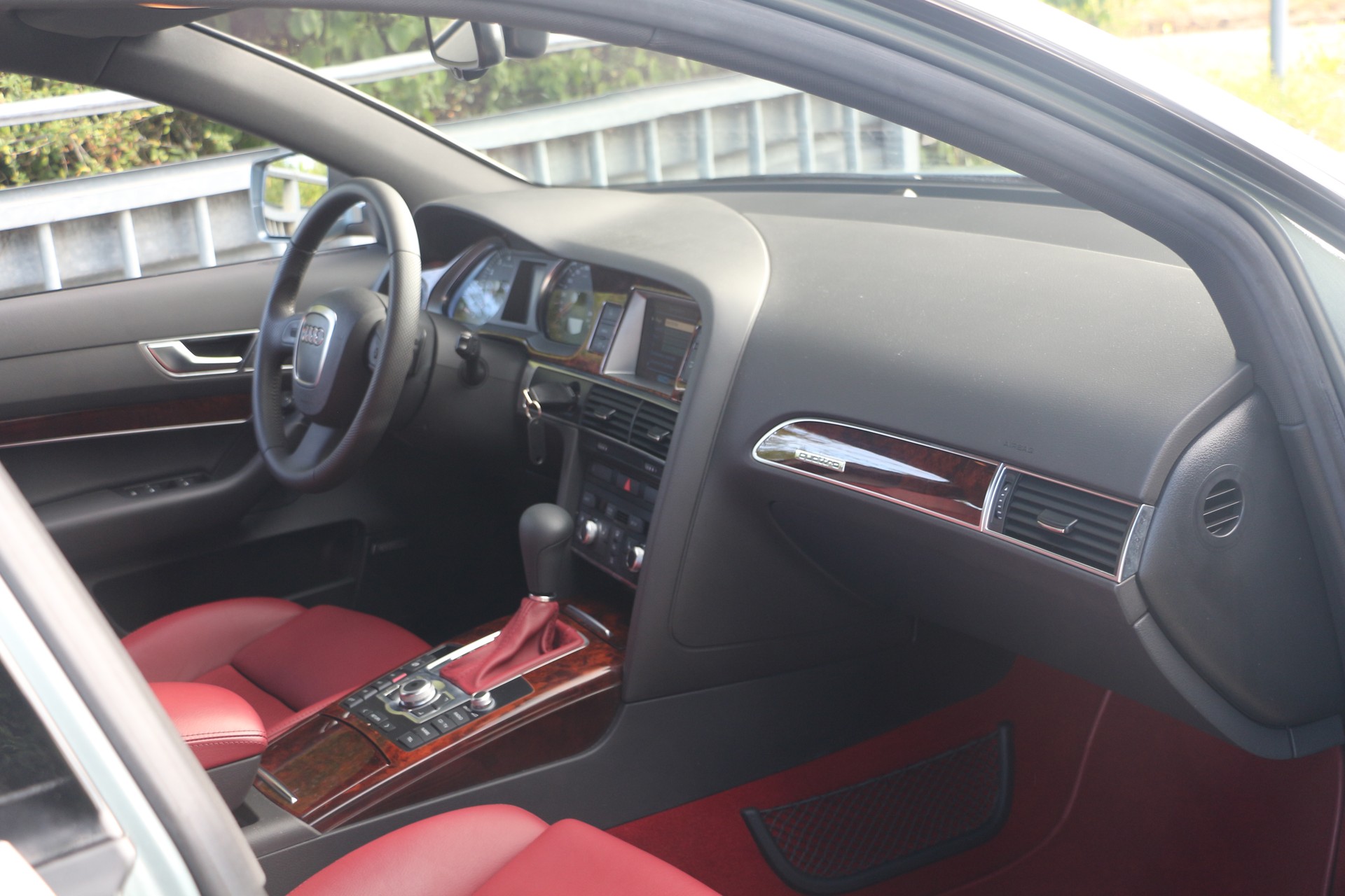 AUDI A6 Allroad 4.2 FSI quattro tiptronic-image-9