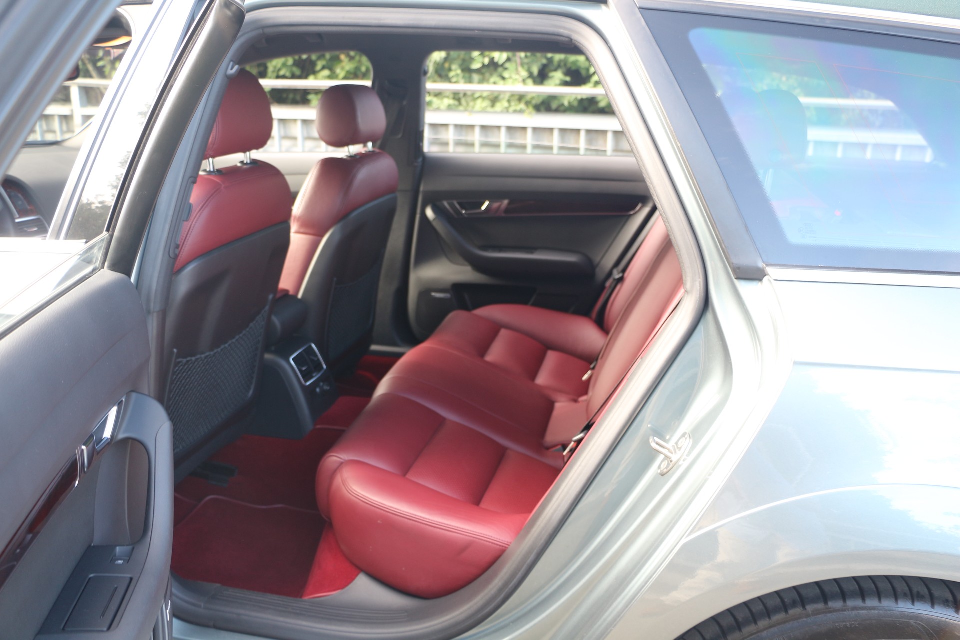 AUDI A6 Allroad 4.2 FSI quattro tiptronic-image-8
